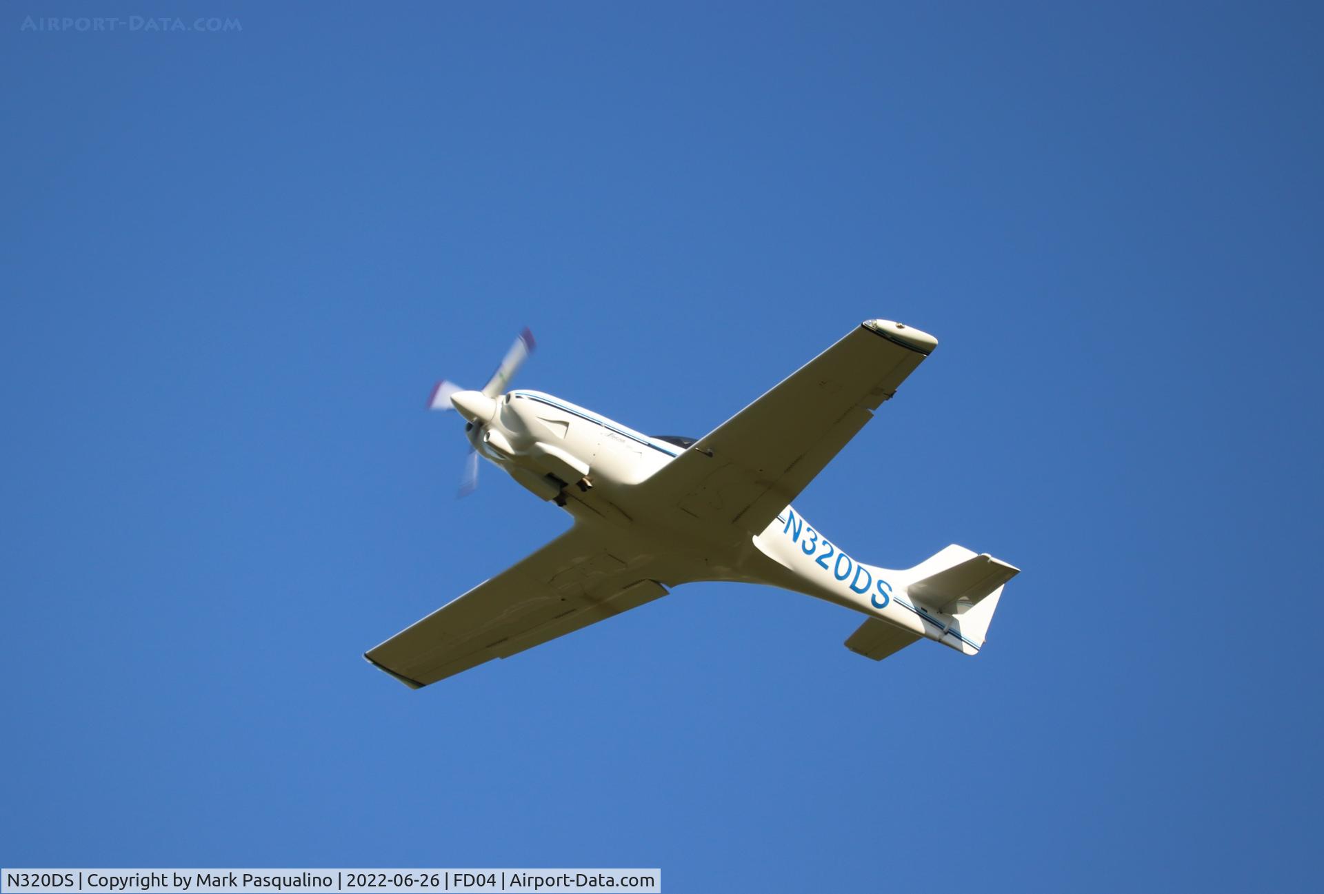 N320DS, Lancair 320 C/N 480-320-223FB, Lancair 320