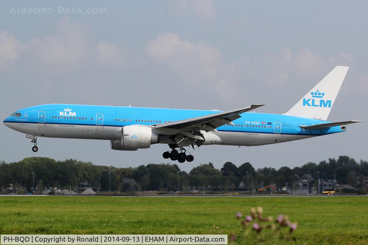 PH-BQD, 2003 Boeing 777-206/ER C/N 33713, at spl