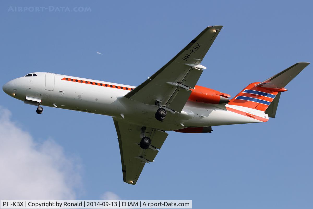 PH-KBX, 1996 Fokker 70 (F-28-0070) C/N 11547, at spl