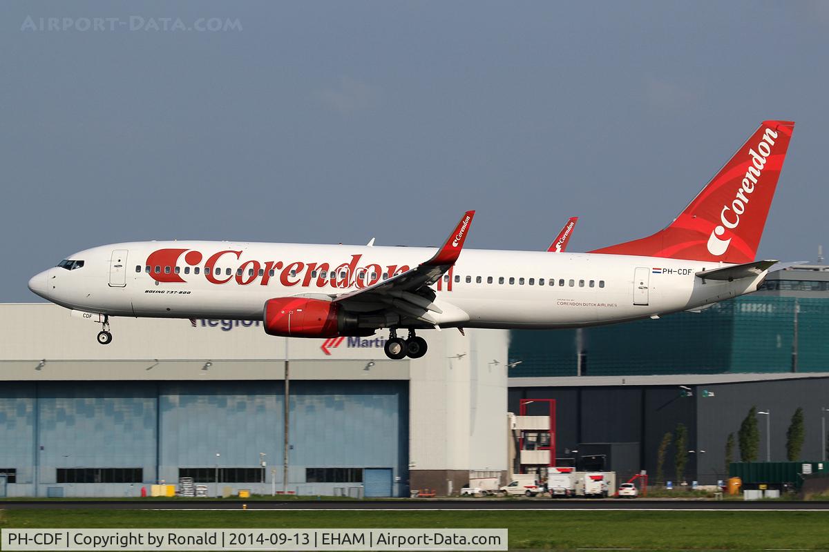 PH-CDF, 1999 Boeing 737-804 C/N 28227, at spl