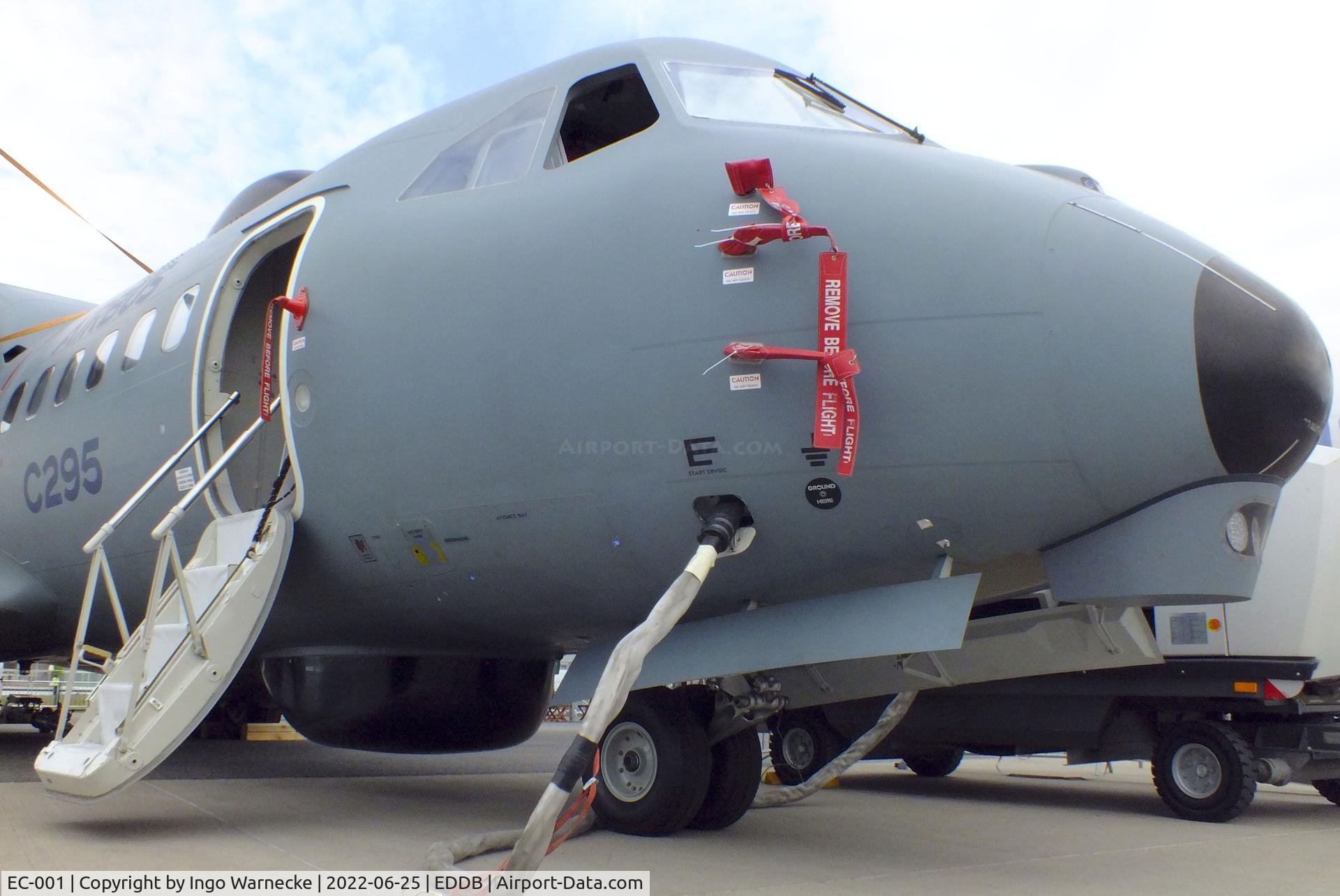 EC-001, 2019 CASA C-295W C/N S-163, CASA C.295W at ILA 2022, Berlin