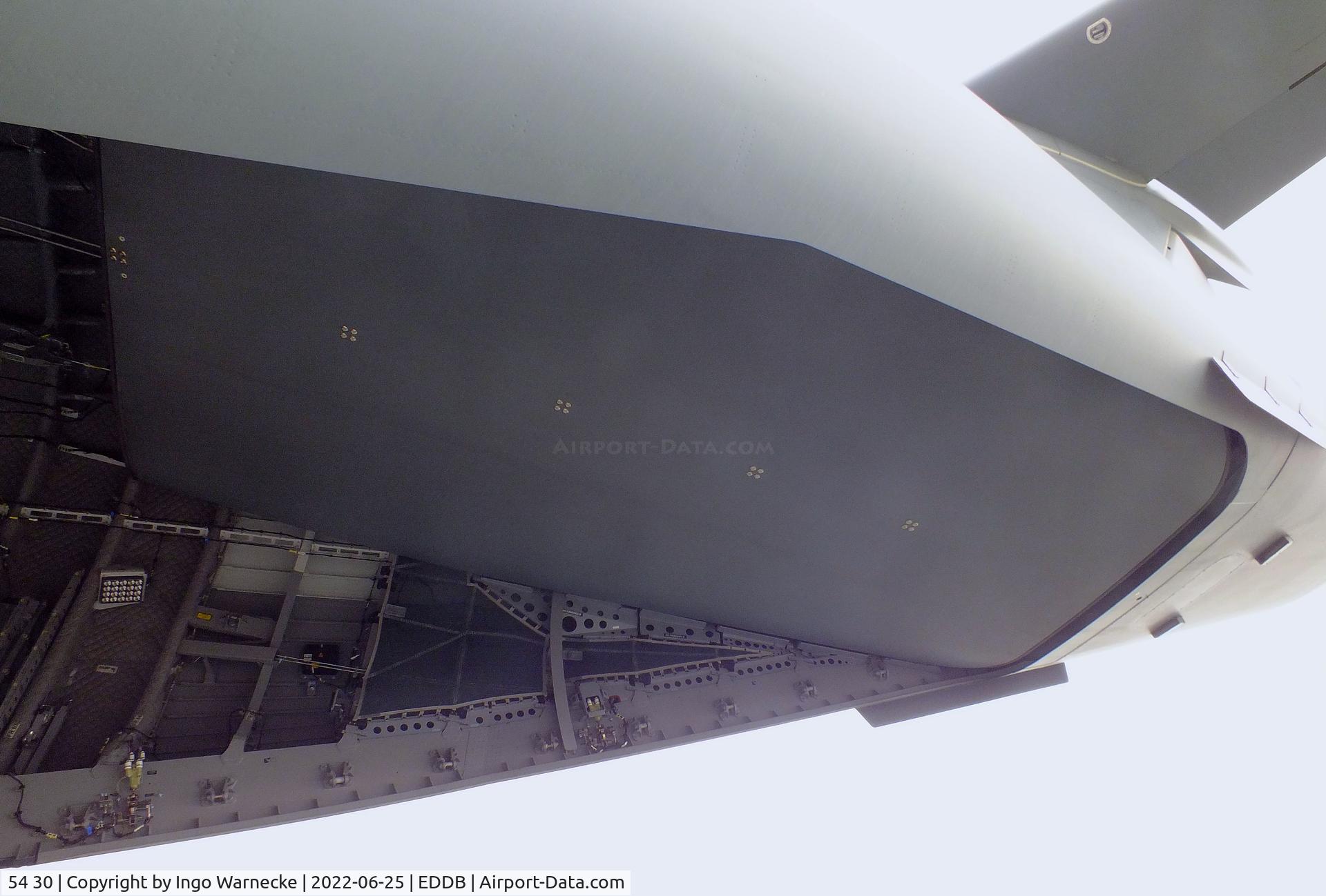 54 30, 2019 Airbus A400M Atlas C/N A4M091, Airbus A400M Atlas of the Luftwaffe (german air force) at ILA 2022, Berlin