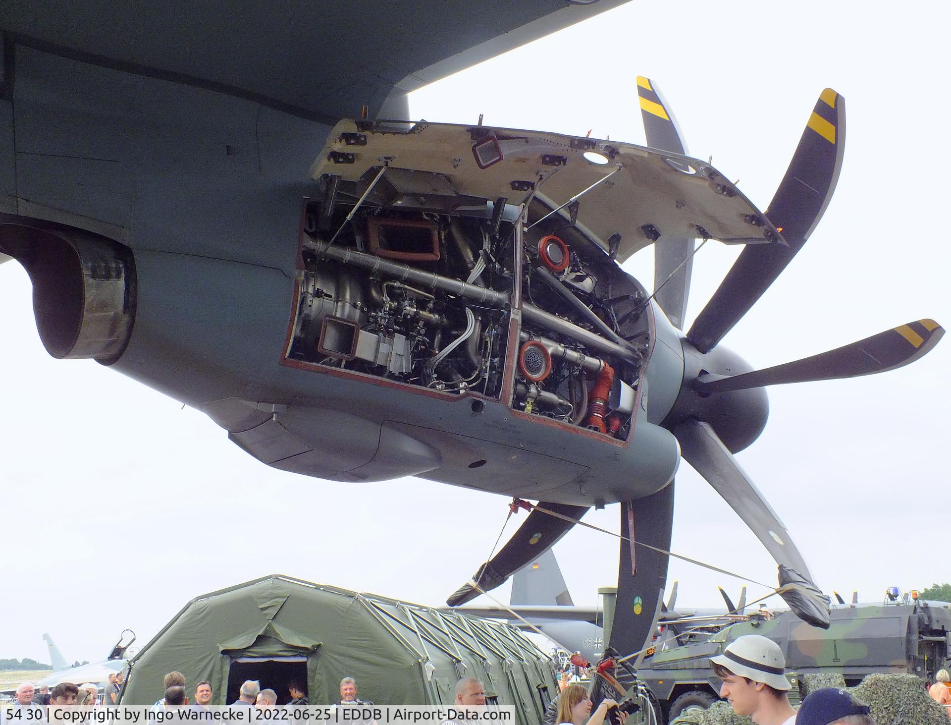 54 30, 2019 Airbus A400M Atlas C/N A4M091, Airbus A400M Atlas of the Luftwaffe (german air force) at ILA 2022, Berlin