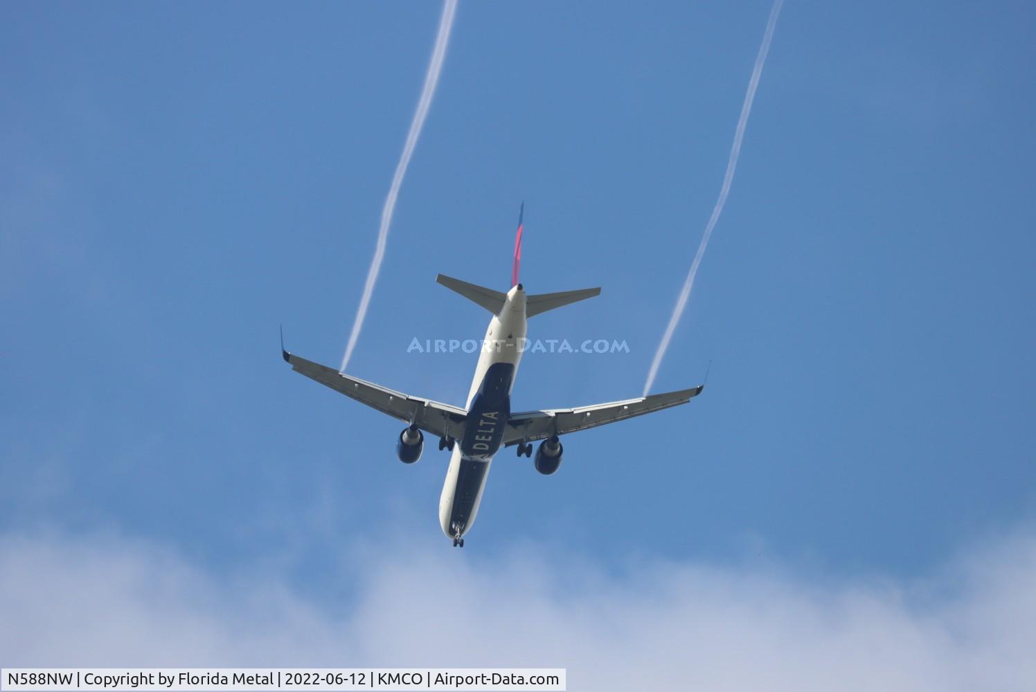 N588NW, 2003 Boeing 757-351 C/N 32988, MCO 2022