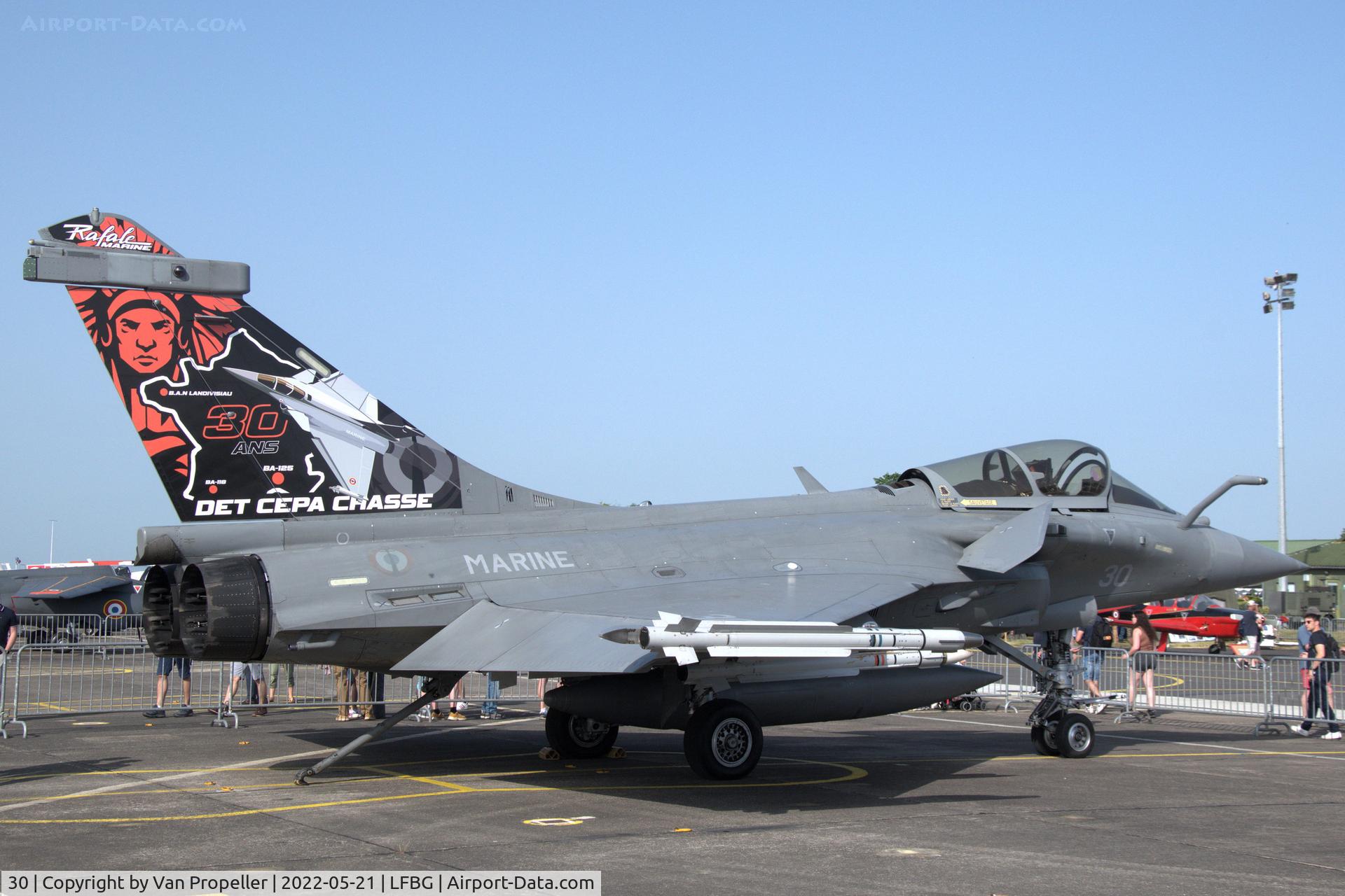 30, Dassault Rafale M C/N 30, French Navy Dassault Rafale M fighter at BA709 Cognac - Châteaubernard Air Base, France, 21 may 2022. Markings celebrate 30 years of CEPA (Centre d'Expérimentations Pratiques de l'Aéronautique navale)