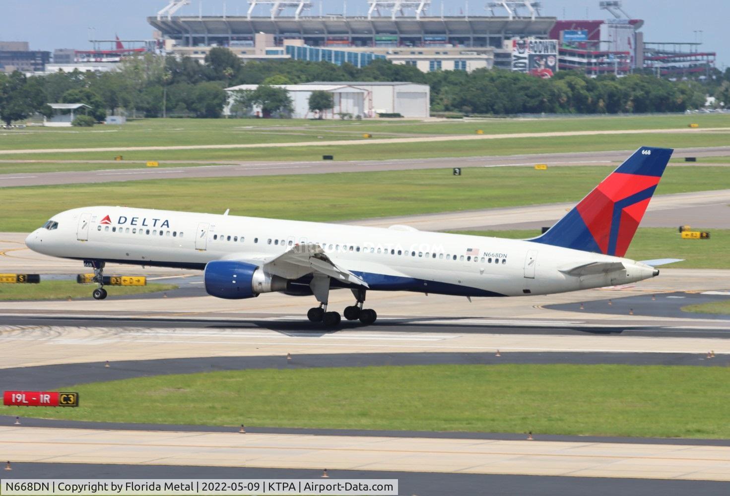N668DN, 1991 Boeing 757-232 C/N 25141, TPA 2022
