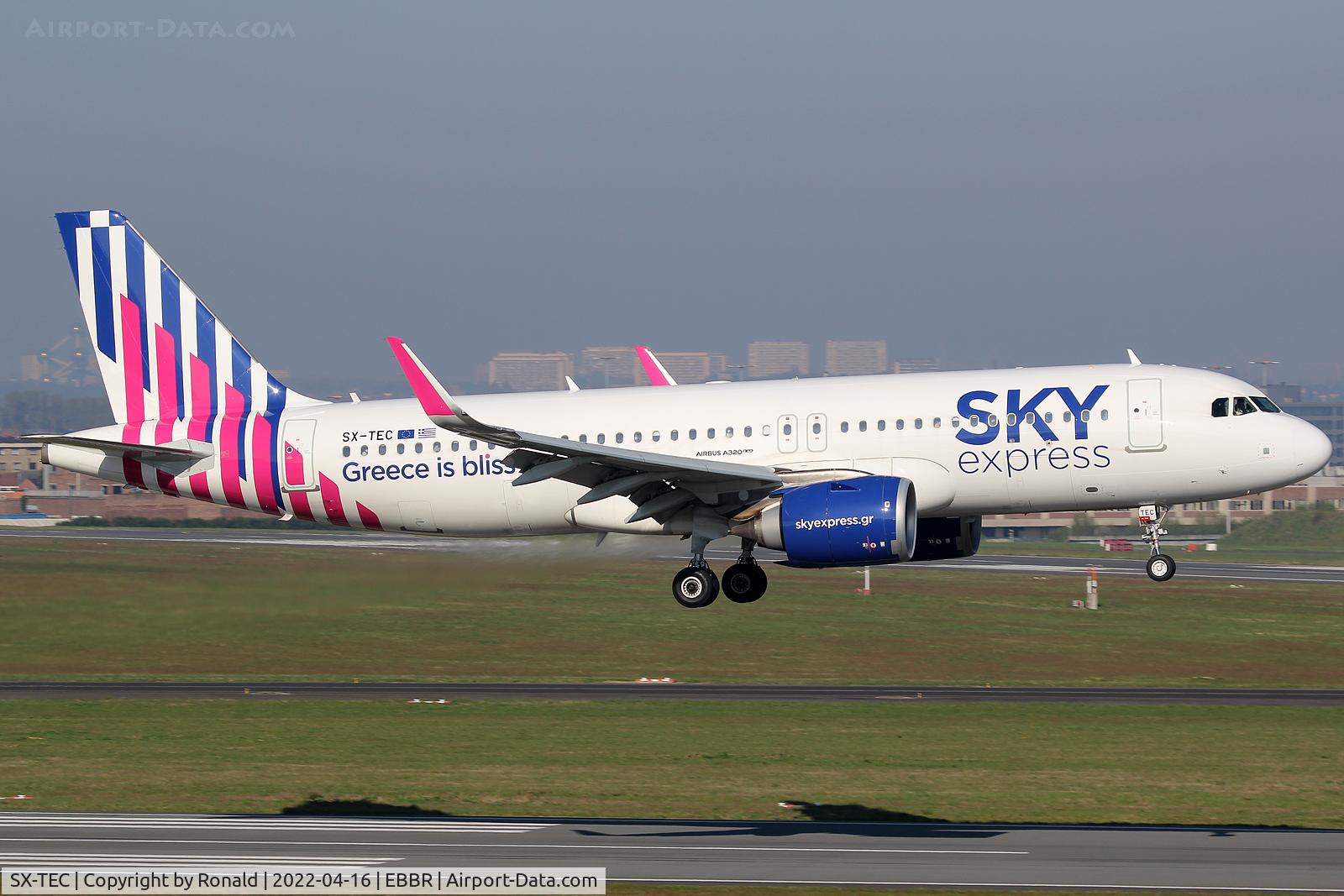 SX-TEC, 2020 Airbus A320-251N C/N 9566, at bru