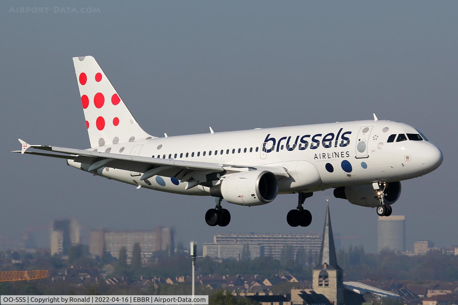 OO-SSS, 2003 Airbus A319-111 C/N 2030, at bru