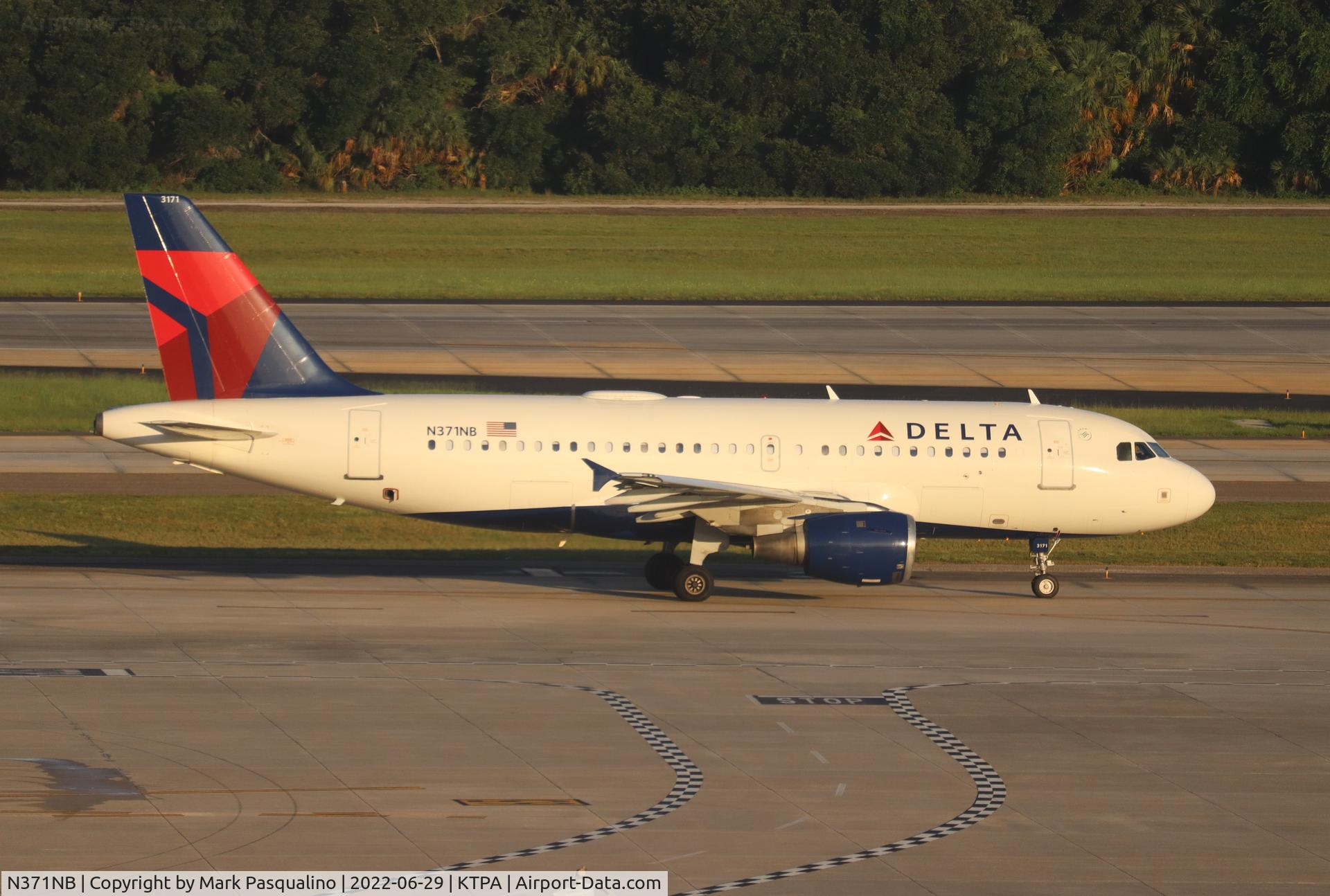 N371NB, 2003 Airbus A319-114 C/N 2095, Airbus A319-114