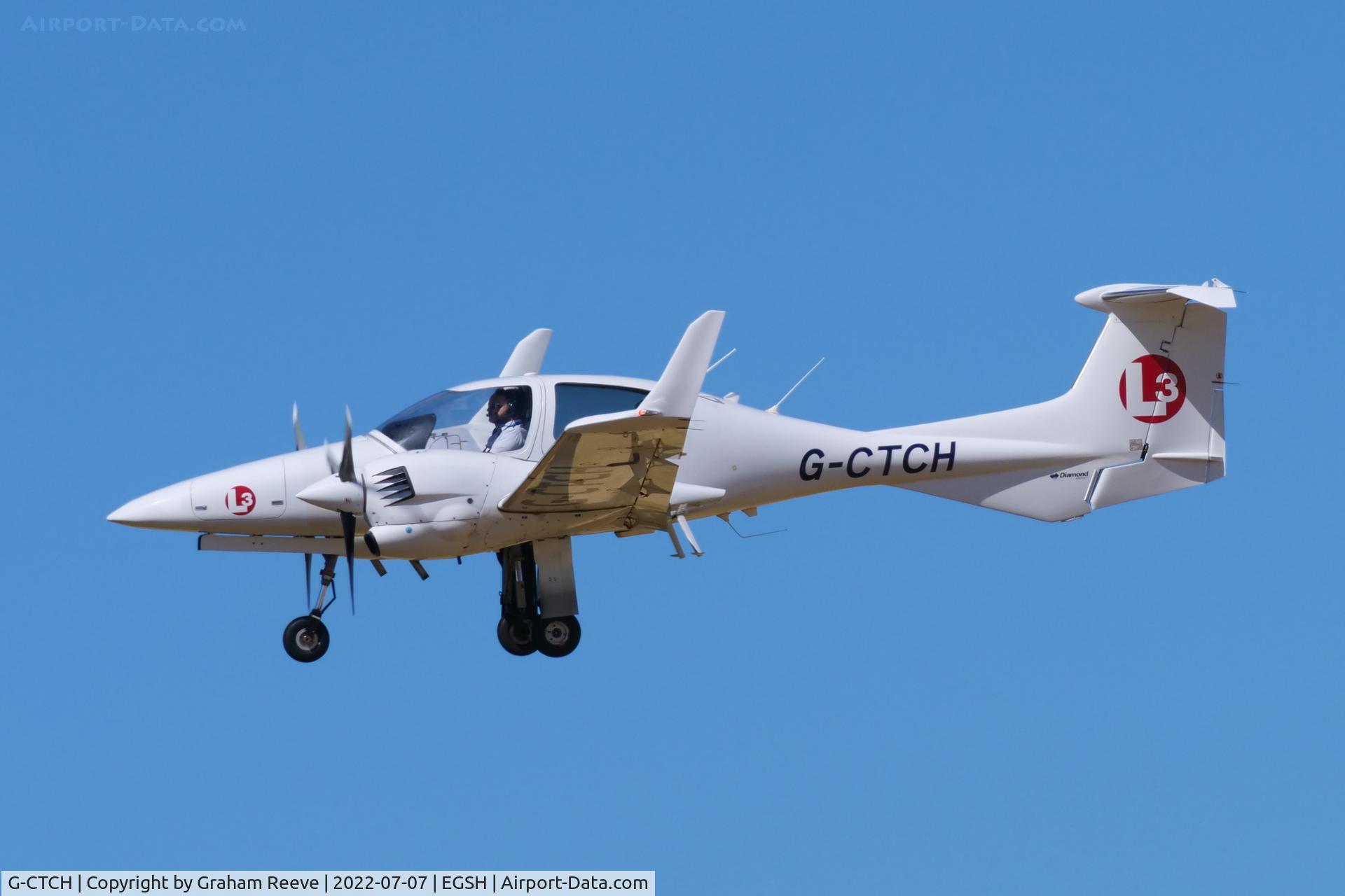 G-CTCH, 2007 Diamond DA-42 Twin Star C/N 42.238, Landing at Norwich.