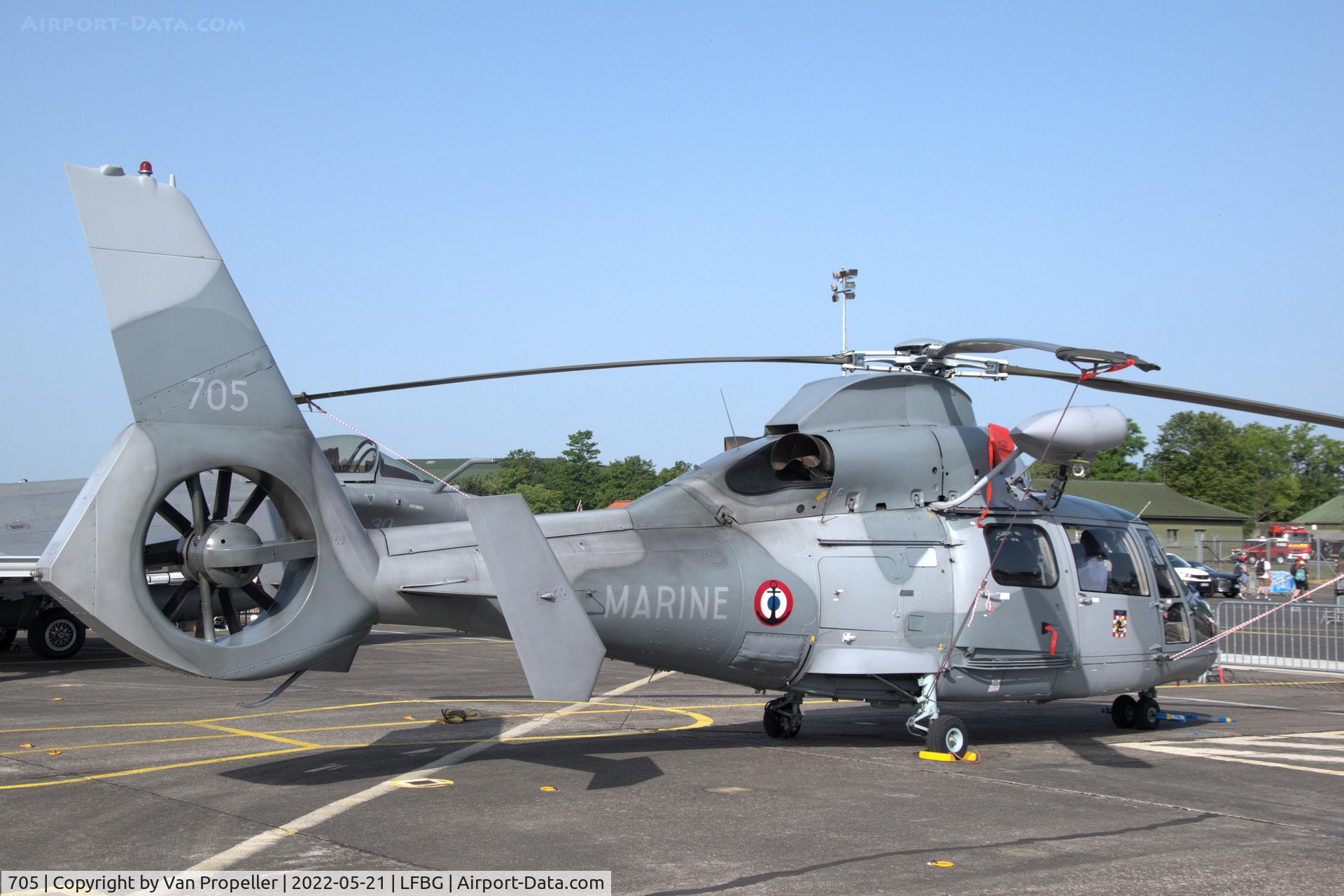 705, Eurocopter AS-365N-3 Dauphin 2 C/N 6705, AS365 N3 Dauphin 2 helicopter of the French Navy at BA709 Cognac - Châteaubernard Air Base, France, 21 may 2022
