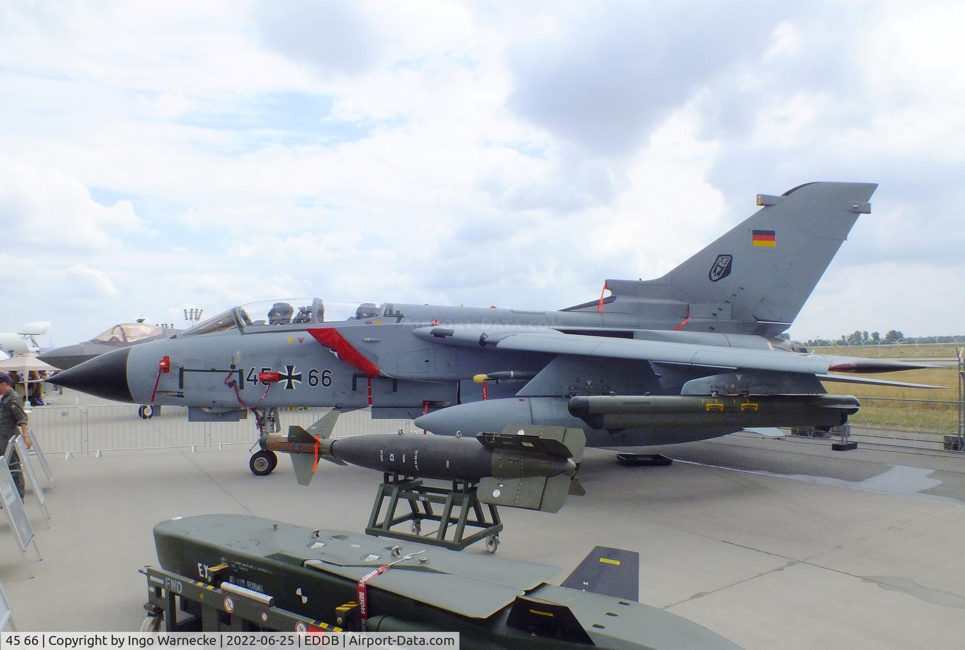 45 66, Panavia Tornado IDS C/N 667/GS210/4266, Panavia Tornado IDS of the Luftwaffe (german air force) at ILA 2022, Berlin