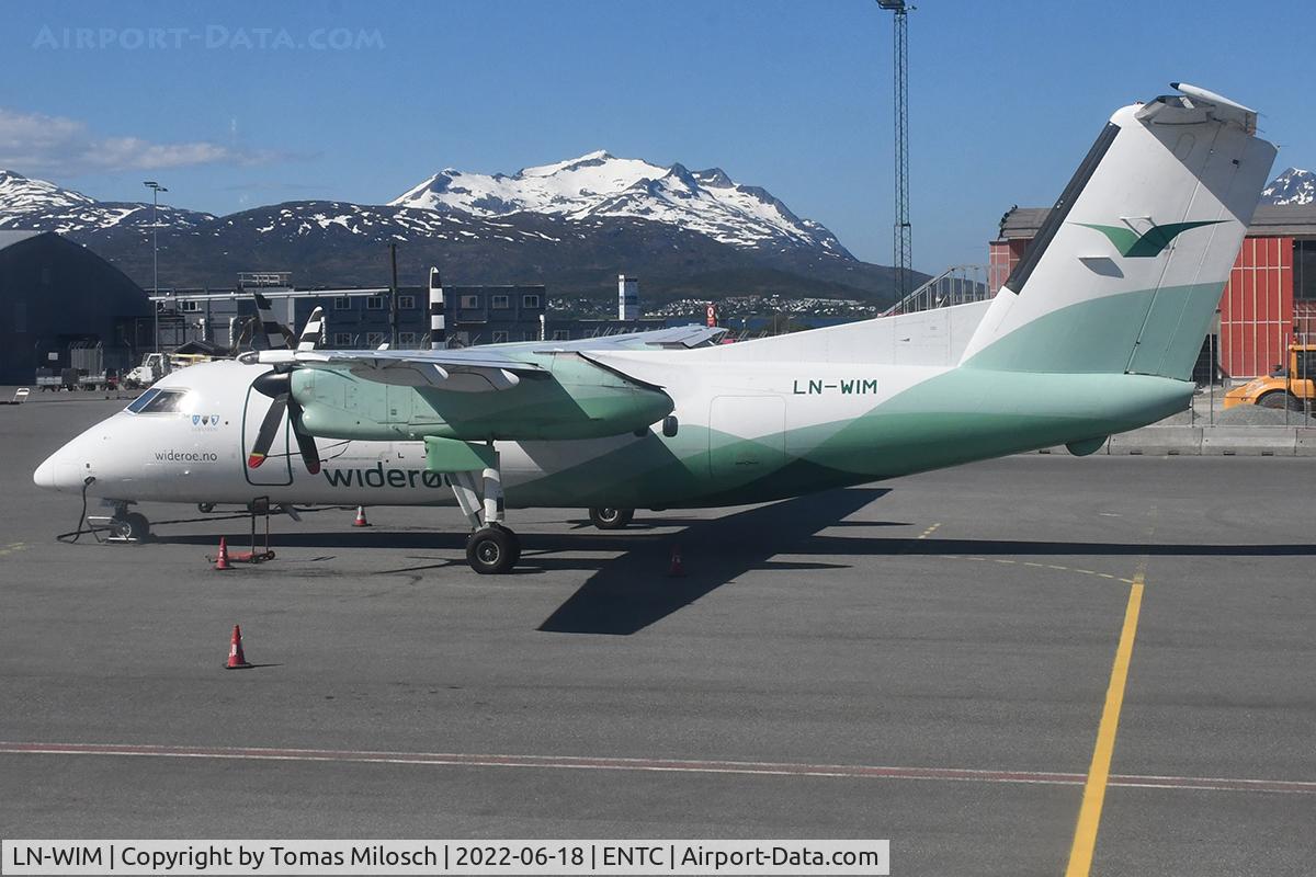 LN-WIM, 1995 De Havilland Canada DHC-8-100 Dash 8 C/N 403, 