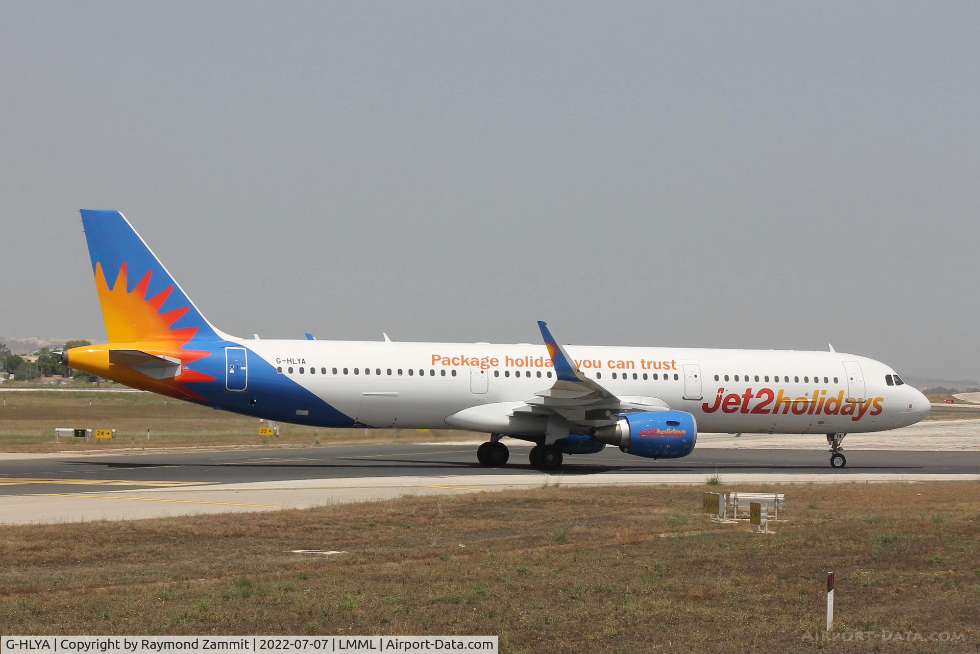 G-HLYA, 2014 Airbus A321-211 C/N 6038, A321 G-HLYA Jet2Com