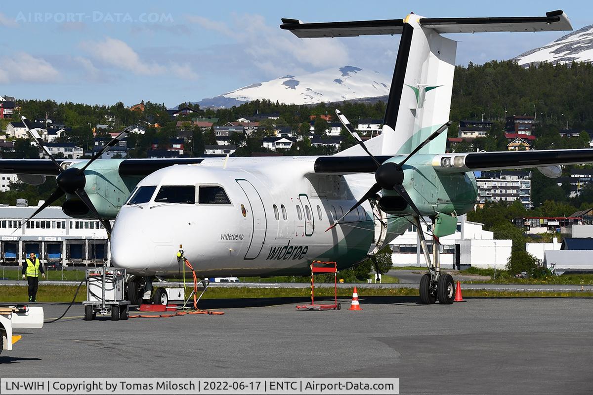 LN-WIH, 1994 De Havilland Canada DHC-8-103 Dash 8 C/N 383, 