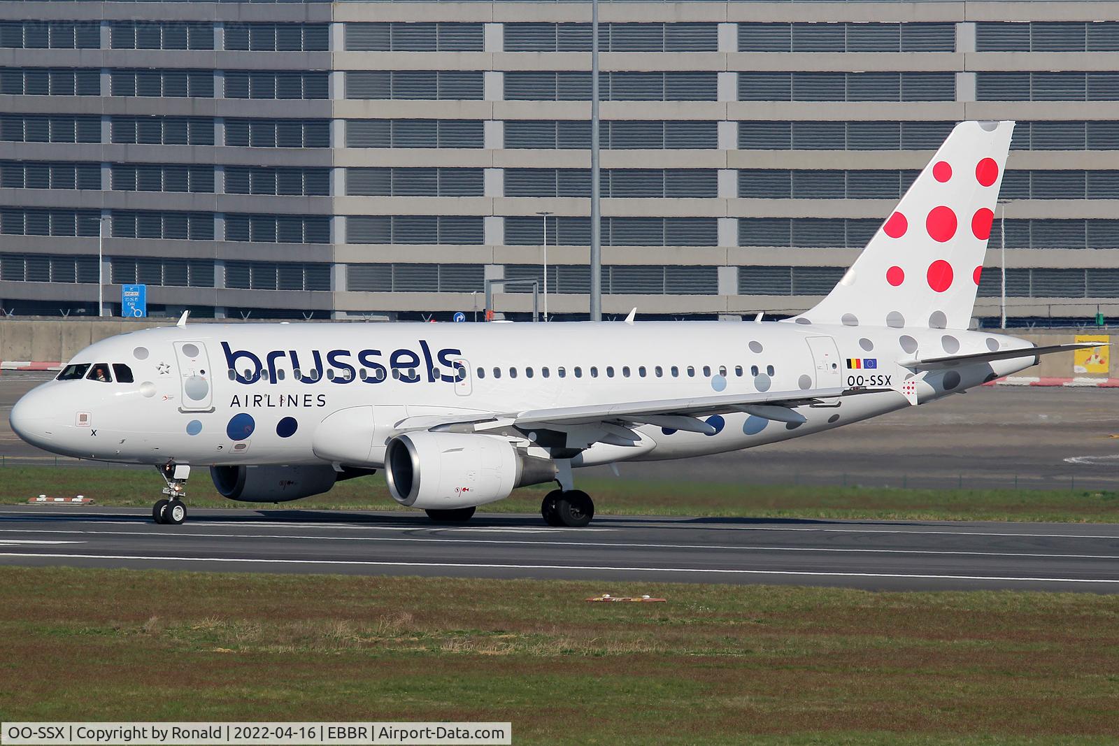 OO-SSX, 2004 Airbus A319-111 C/N 2260, at bru