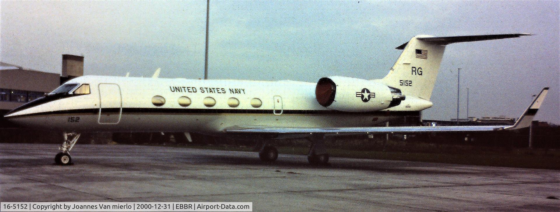 16-5152, Gulfstream C20 C/N 00000000, Slide scan