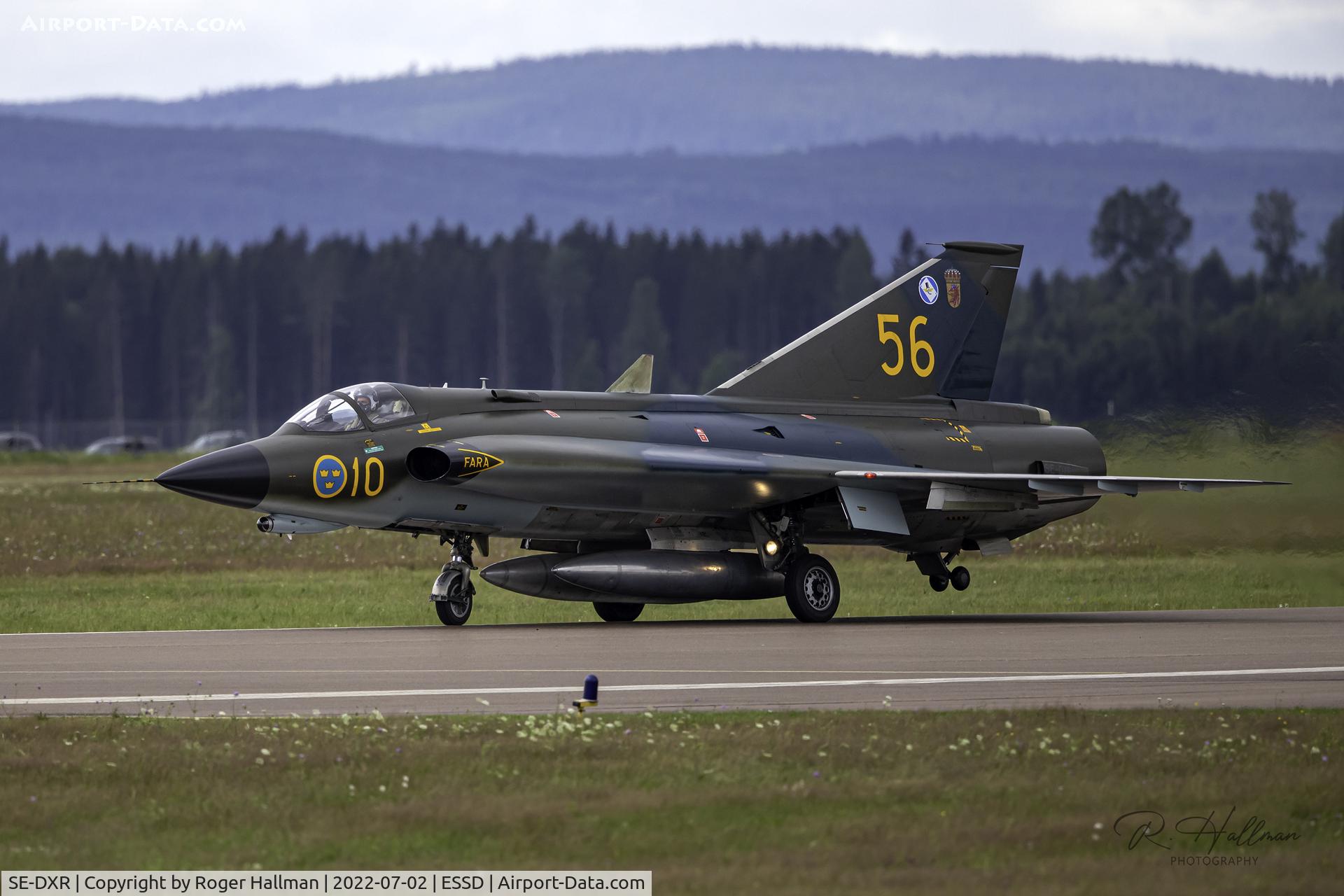 SE-DXR, 1969 Saab J-35J Draken C/N 35-556, A picture taken at Dala AirPort 50 year celebration.