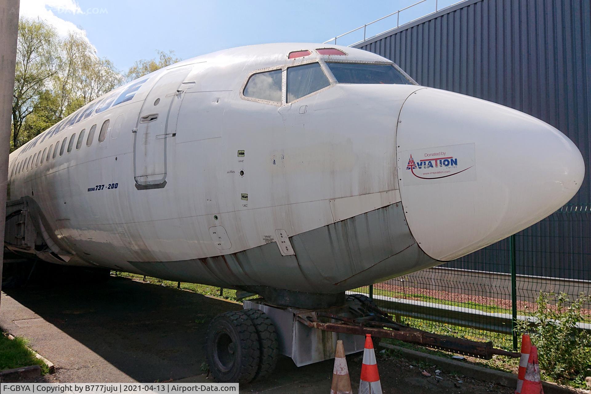 F-GBYA, 1982 Boeing 737-228 C/N 23000, use for cabine formation by ACTION Formation at Villepinte