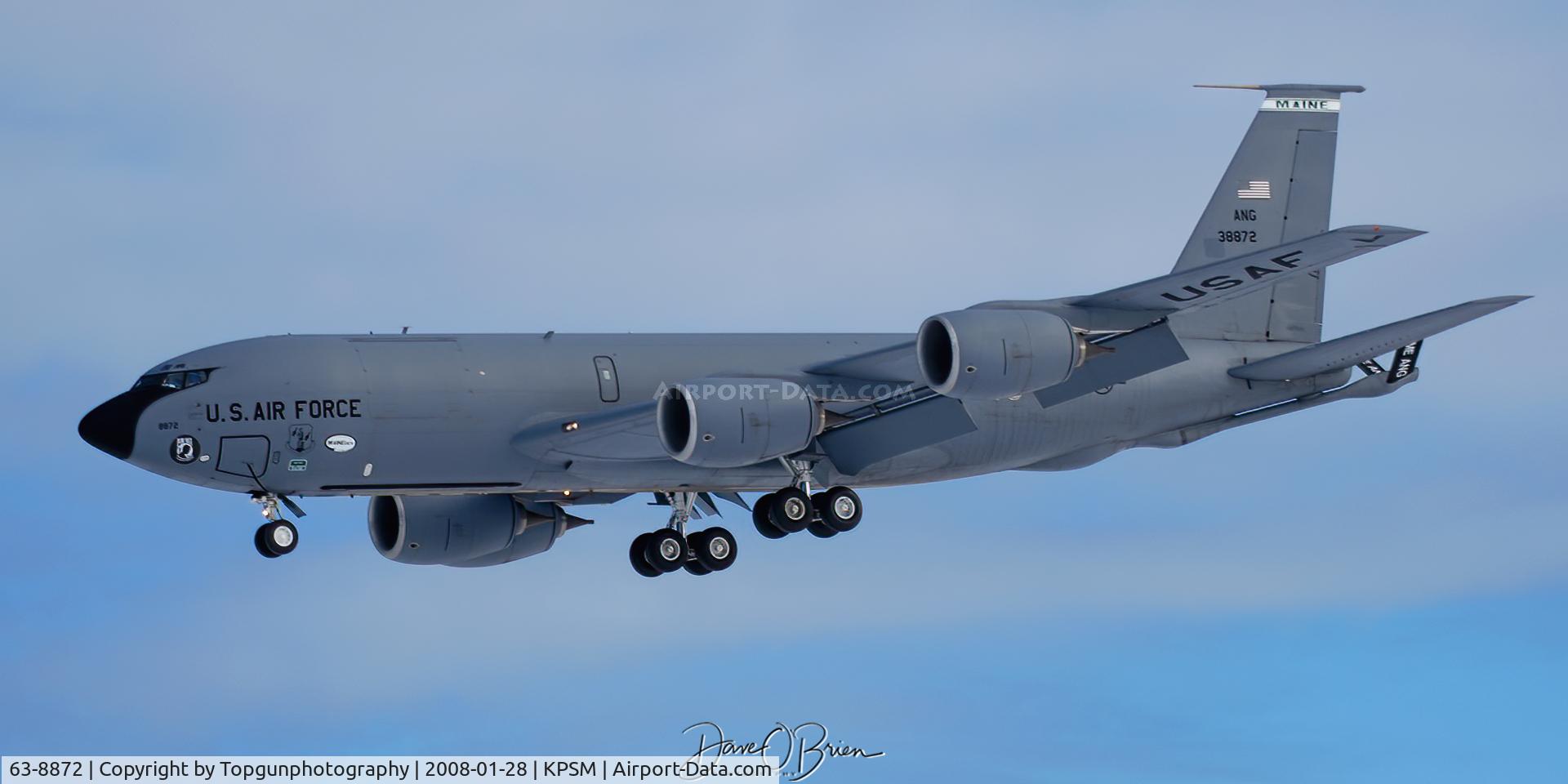 63-8872, 1963 Boeing KC-135R Stratotanker C/N 18720, MAINE85 working RW34