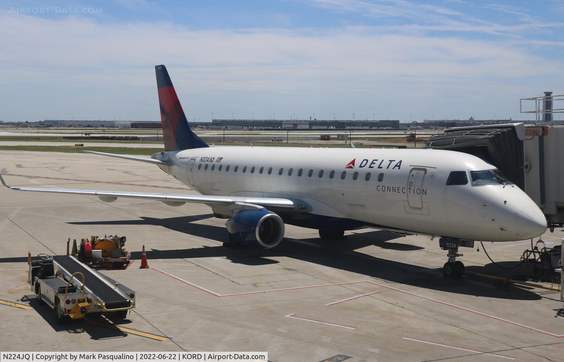 N224JQ, 2008 Embraer 175LR (ERJ-170-200LR) C/N 17000209, ERJ-170-200LR