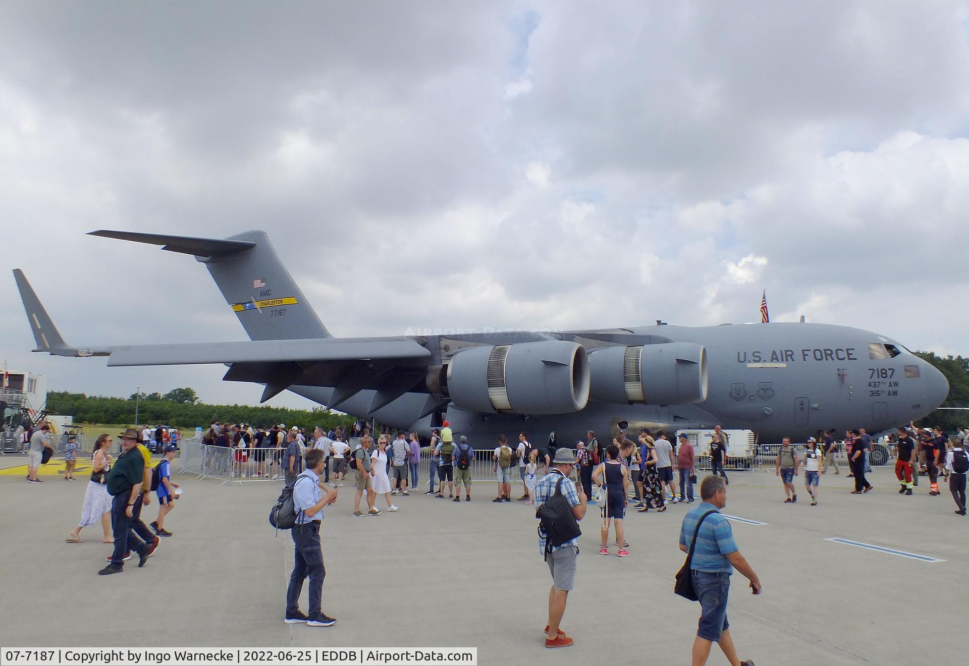 07-7187, 2007 Boeing C-17A Globemaster III C/N P-187, Boeing C-17A Globemaster III of the USAF at ILA 2022, Berlin