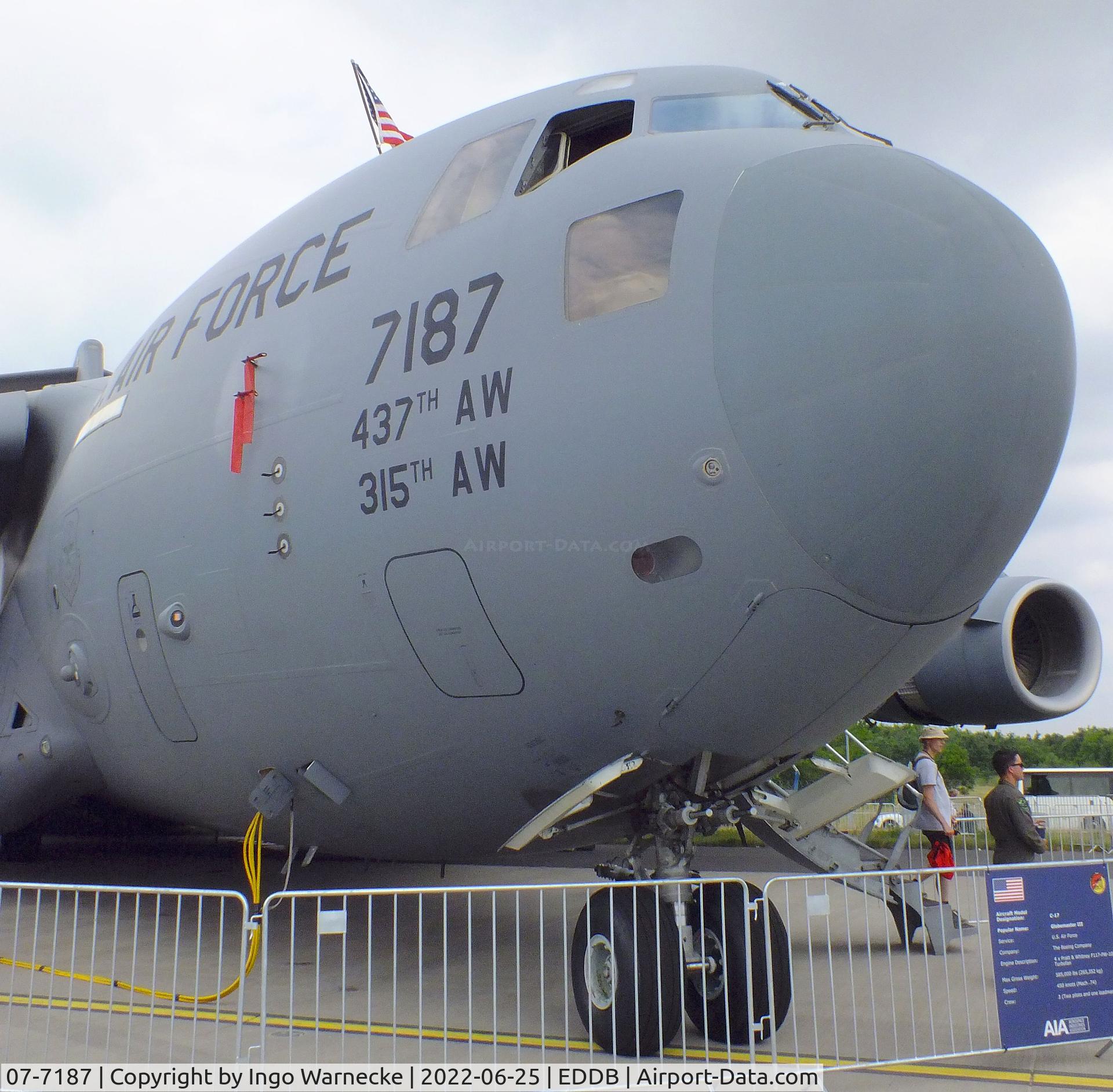 07-7187, 2007 Boeing C-17A Globemaster III C/N P-187, Boeing C-17A Globemaster III of the USAF at ILA 2022, Berlin