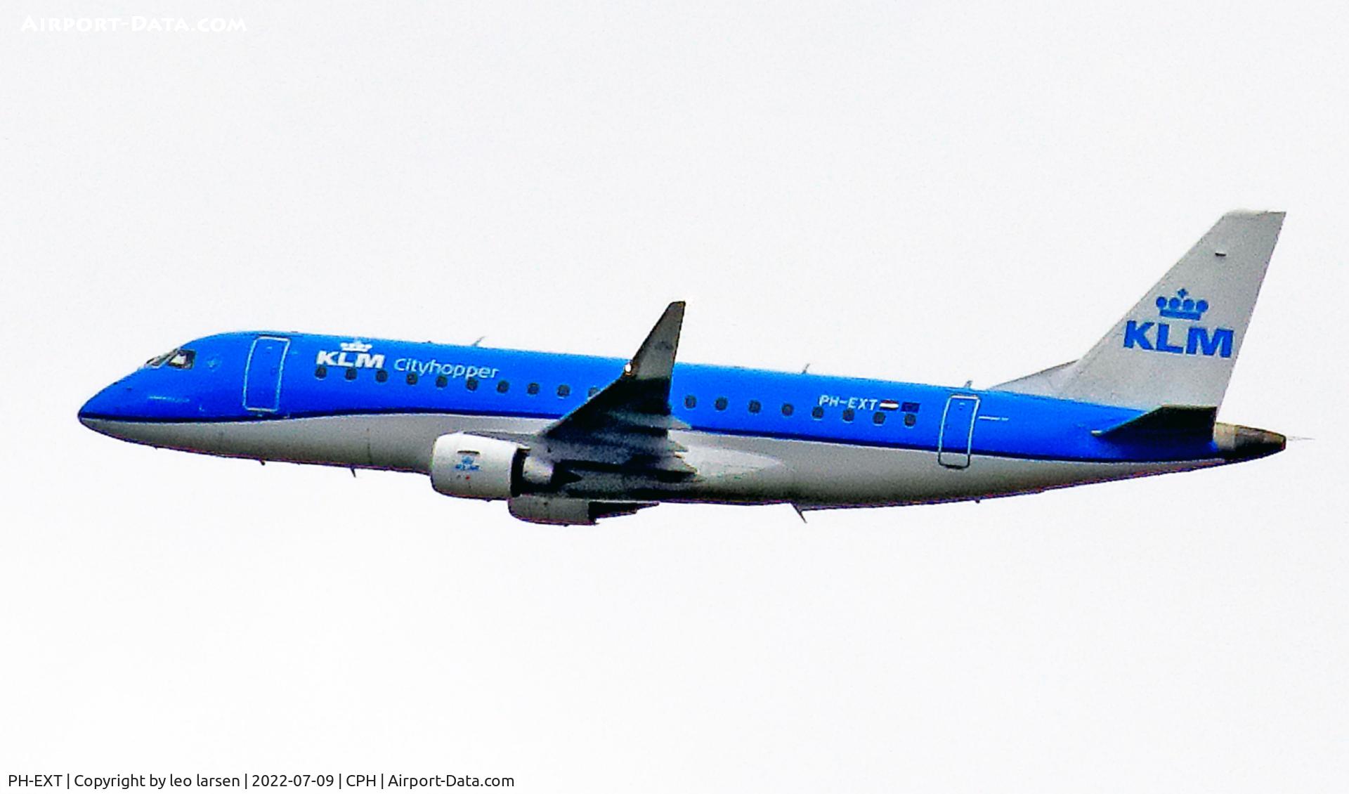PH-EXT, 2018 Embraer ERJ-175STD (ERJ-170-200) C/N 17000707, Copenhagen 9.7.2022