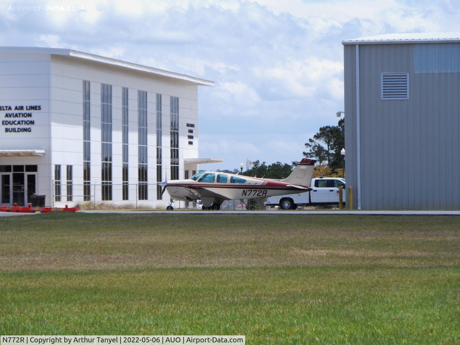 N772R, 1980 Beech F33A Bonanza C/N CE-912, Parked @ AUO
