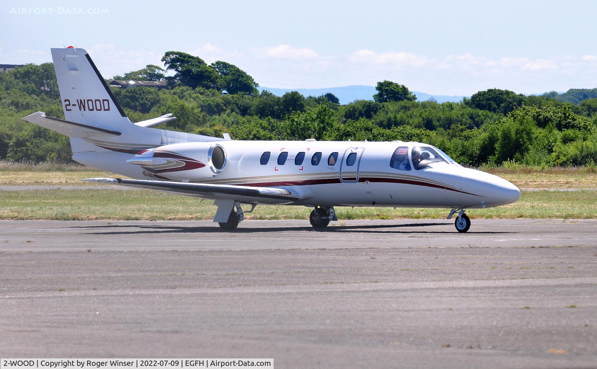 2-WOOD, 2002 Cessna 550 Citation Bravo C/N 550-1042, Visiting Citation Bravo.
