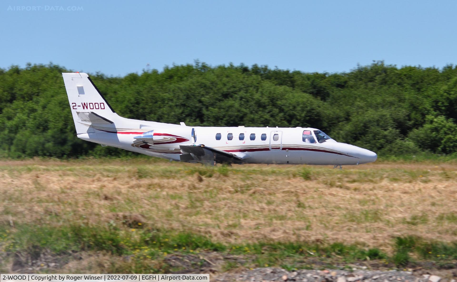 2-WOOD, 2002 Cessna 550 Citation Bravo C/N 550-1042, Visiting Citation Bravo departing Runway 04 to Faro, Portugal