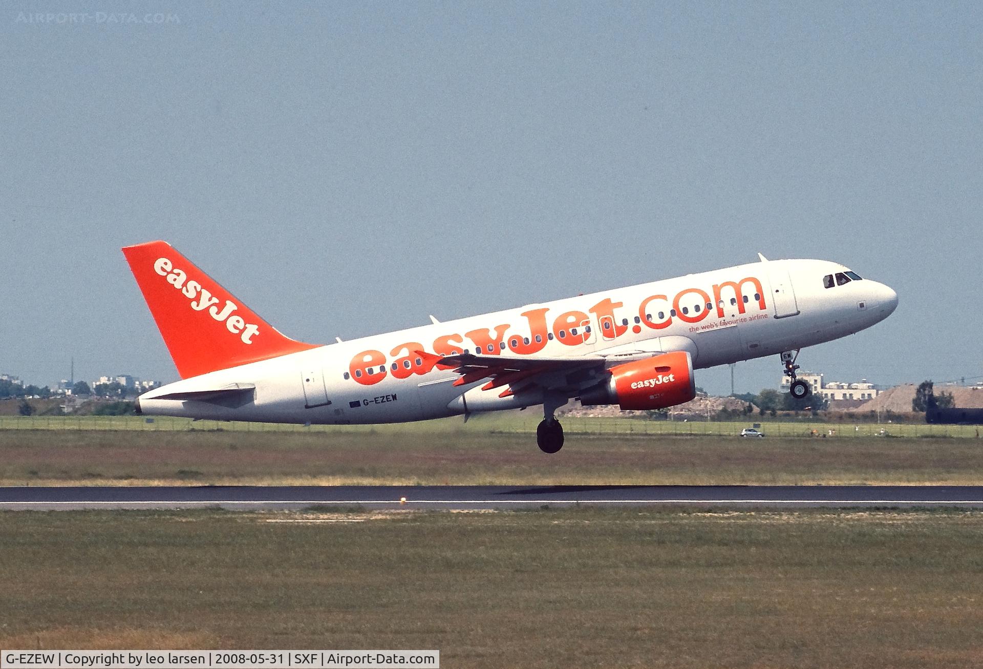 G-EZEW, 2004 Airbus A319-111 C/N 2300, Berlin 31.5.2008