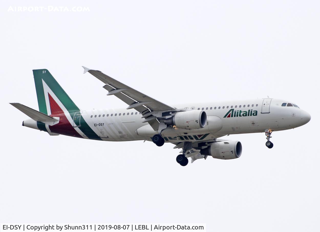 EI-DSY, 2008 Airbus A320-216 C/N 3666, Landing rwy 07L in new c/s