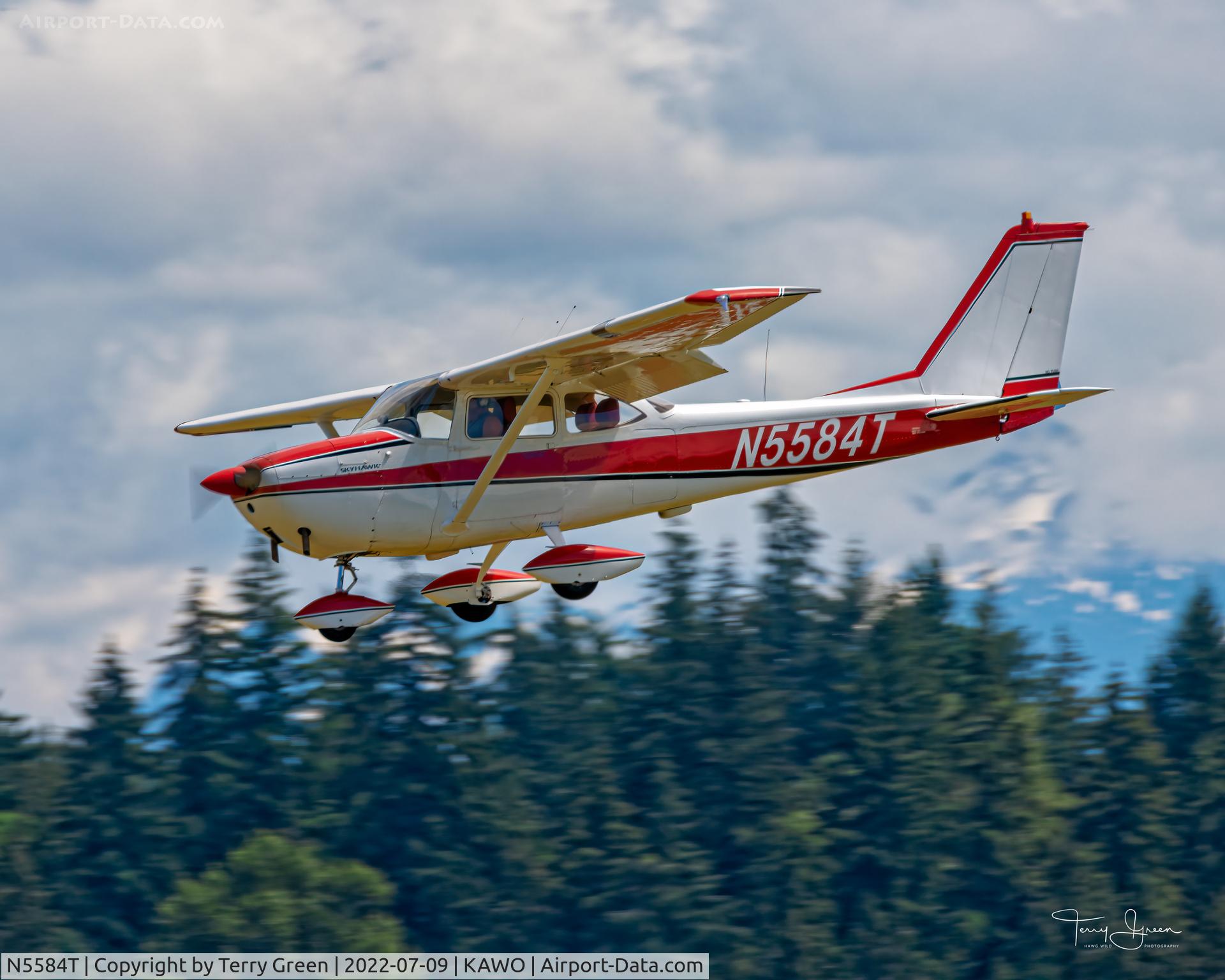 N5584T, 1964 Cessna 172E C/N 17251484, KAWO