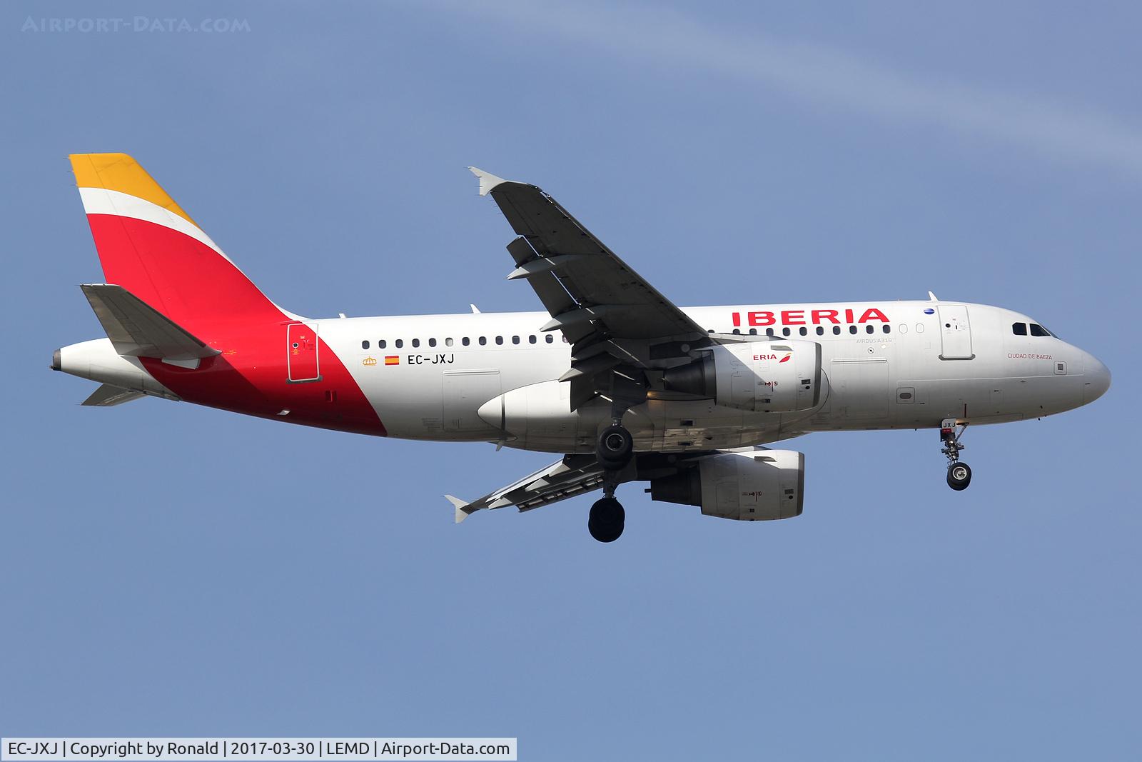 EC-JXJ, 2006 Airbus A319-111 C/N 2889, at mad