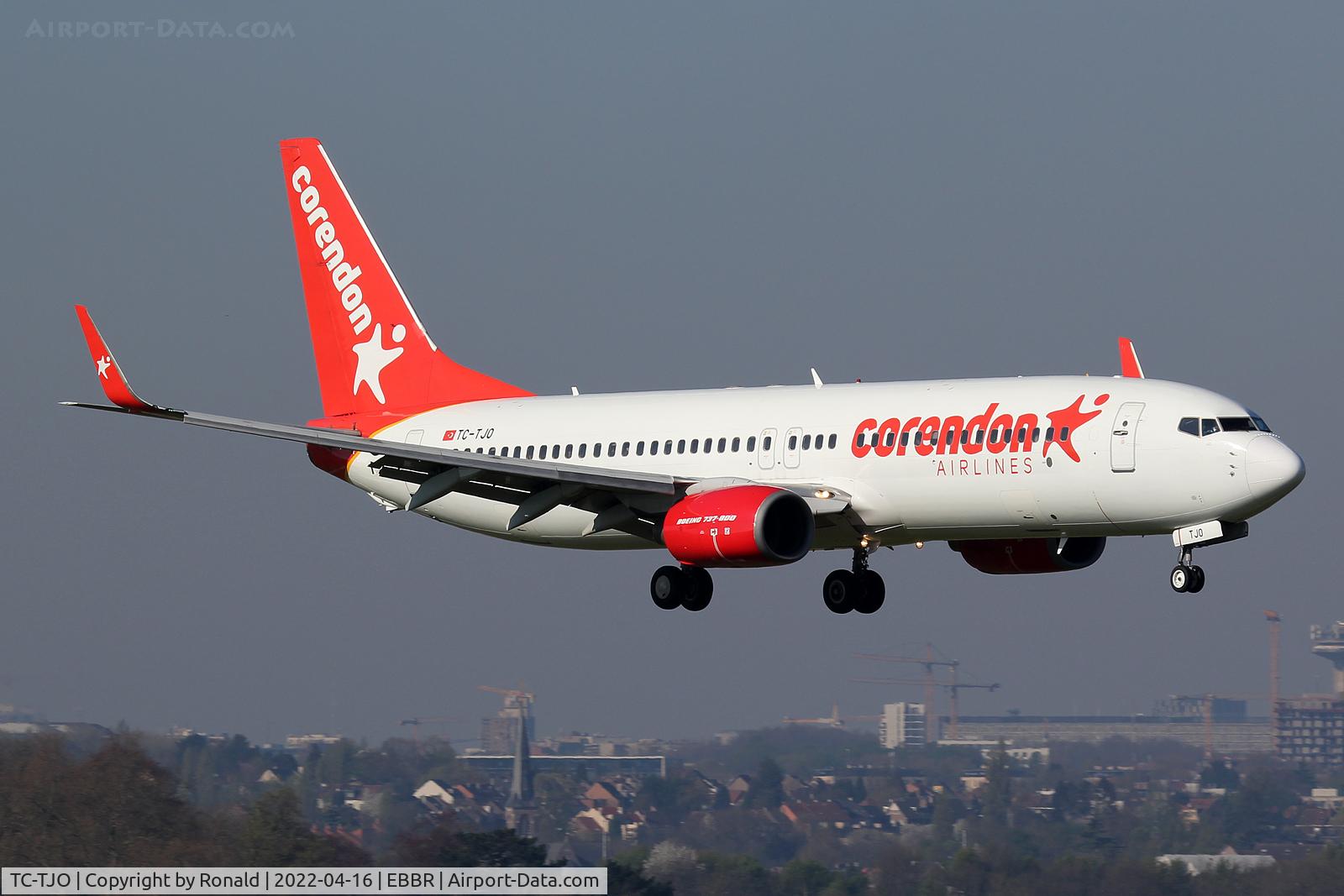 TC-TJO, 2006 Boeing 737-86N C/N 34253, at bru