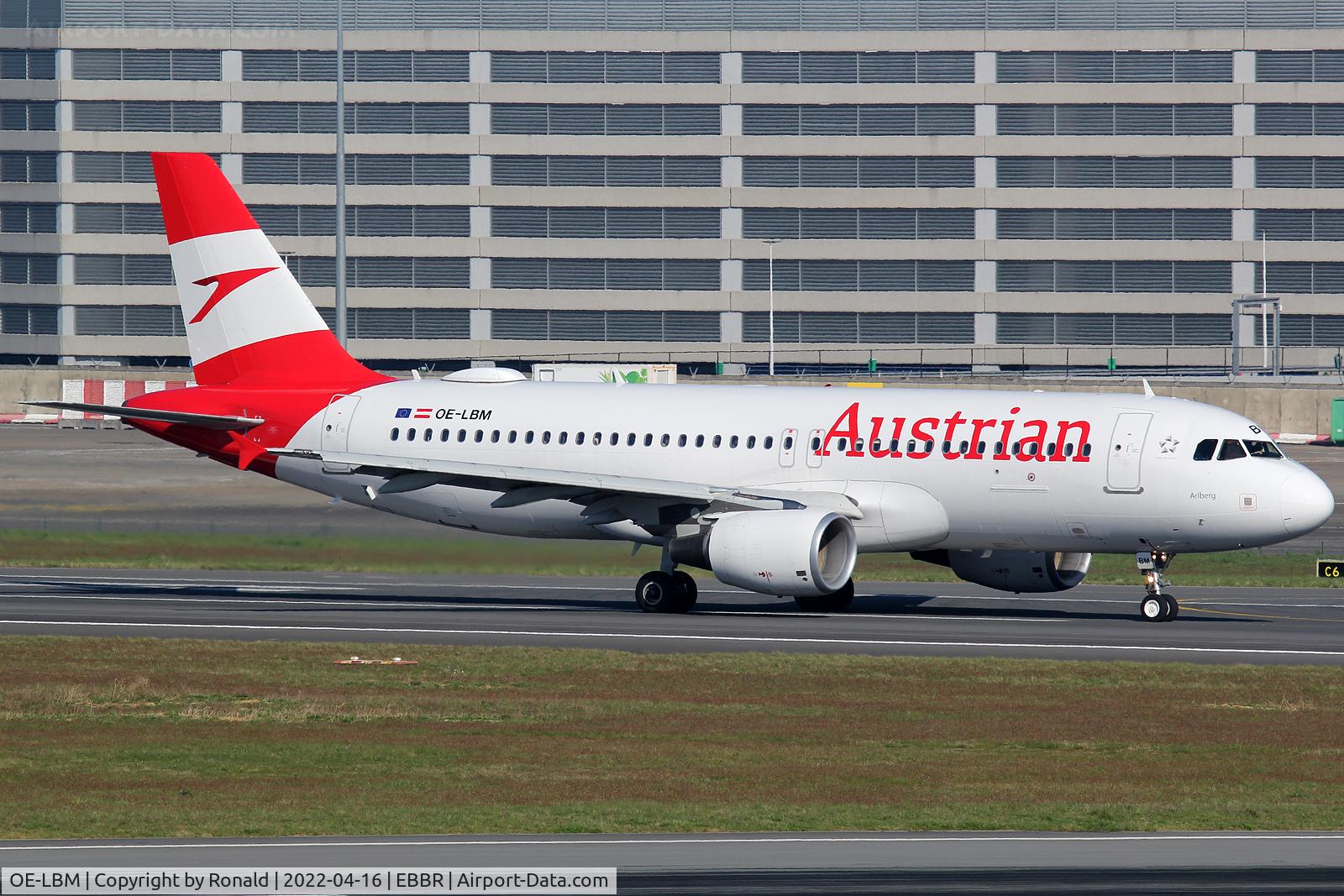 OE-LBM, 2001 Airbus A320-214 C/N 1504, at bru