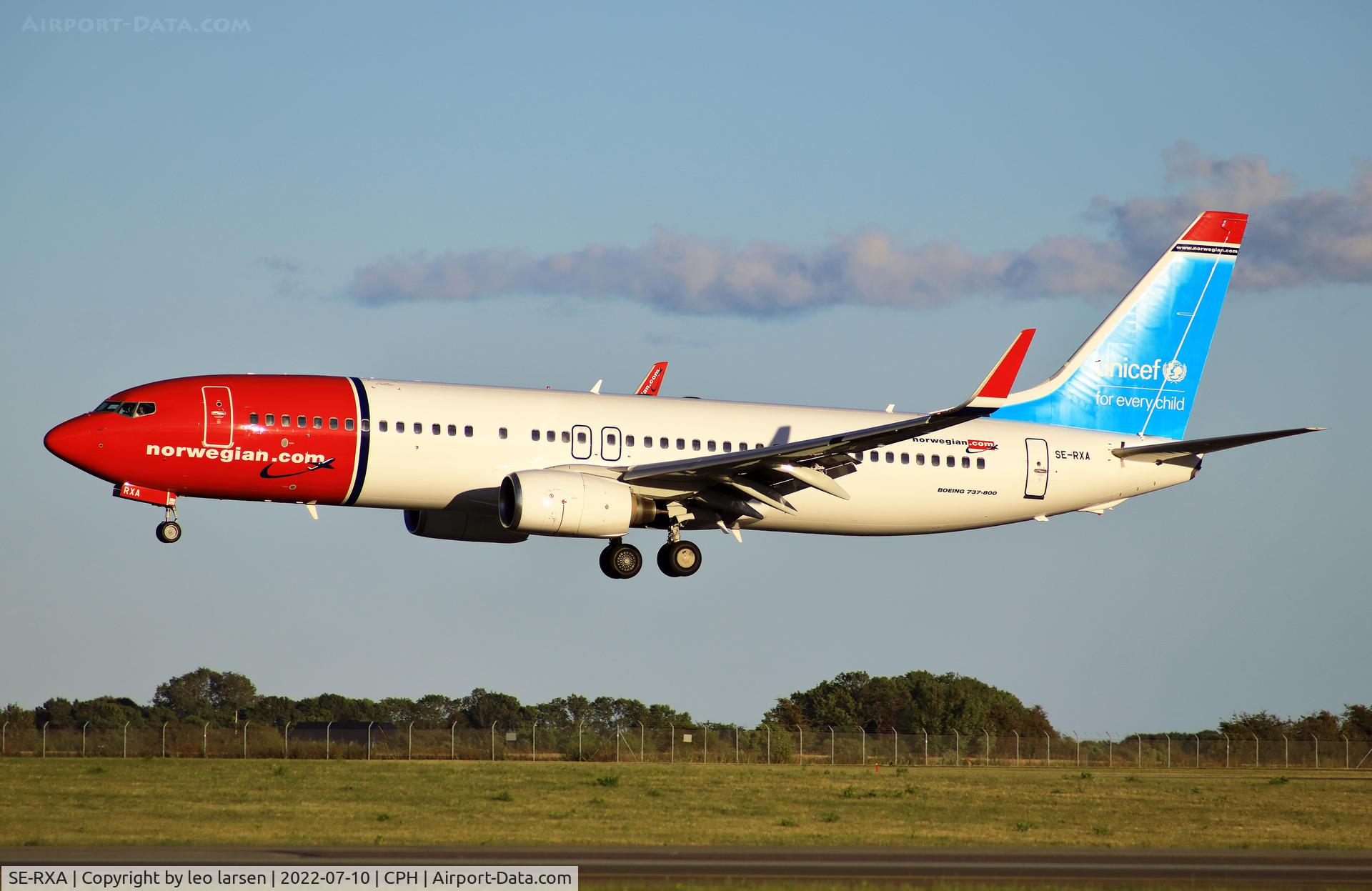 SE-RXA, 2010 Boeing 737-84P C/N 35757, Copenhagen 10.7.2022 L/D R-04L