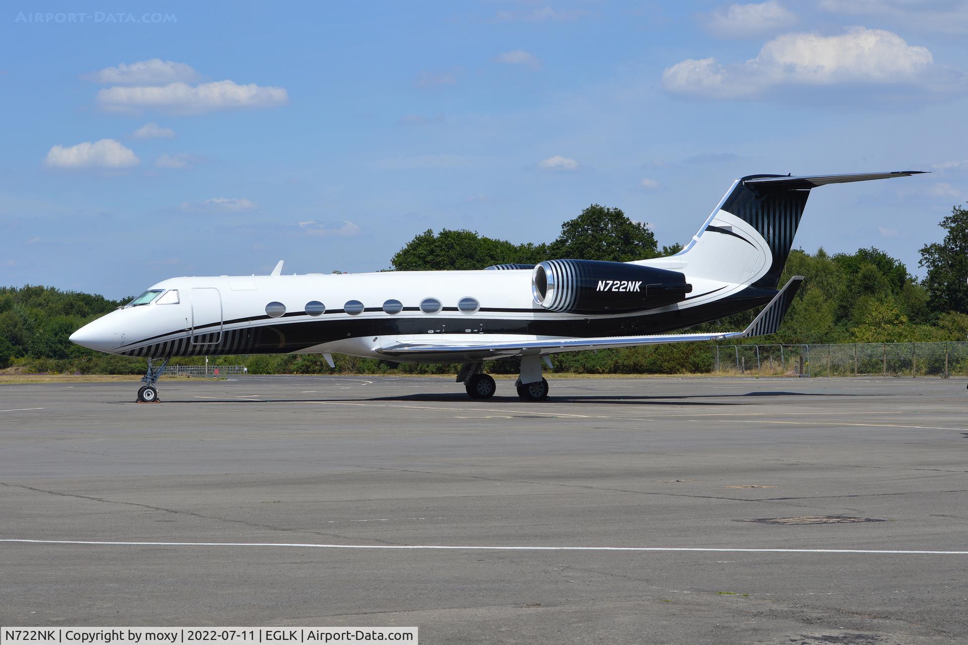 N722NK, 1992 Gulfstream Aerospace Gulfstream IV-SP C/N 1203, Gulfstream Aerospace Gulfstream IV-SP at Blackbushe. Owned by Osprey Wings LLC.
