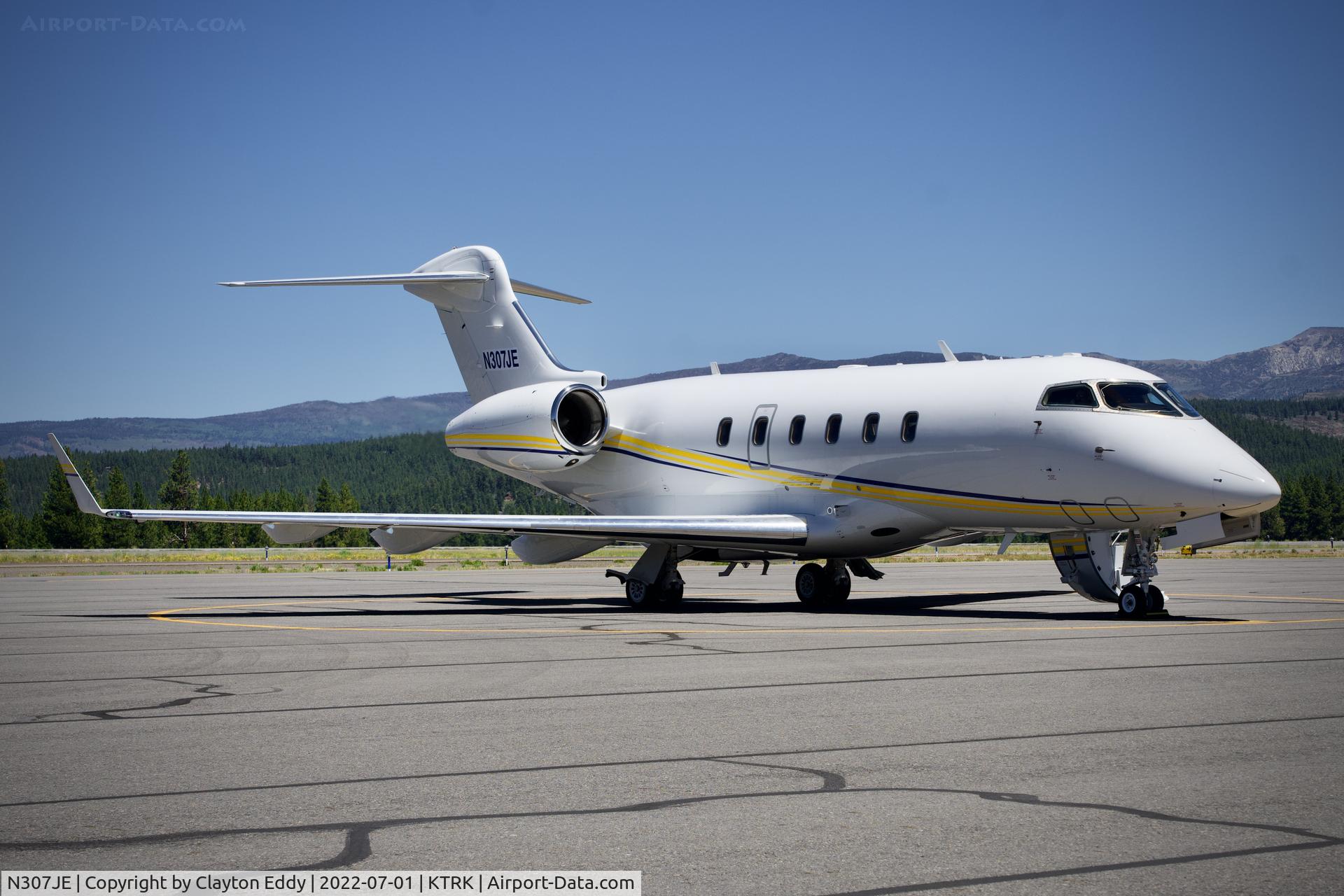 N307JE, 2006 Bombardier Challenger 300 (BD-100-1A10) C/N 20123, Truckee airport in California 2022.