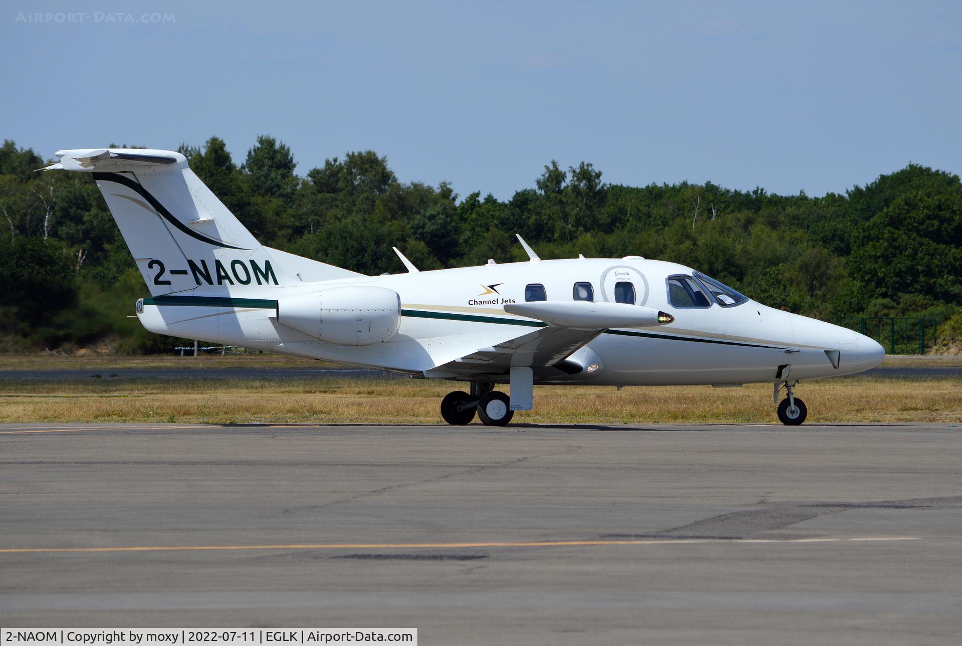 2-NAOM, Eclipse Aviation Corp EA550 C/N 000230, Eclipse Aviation Corp EA550 at Blackbushe, destination Newquay.