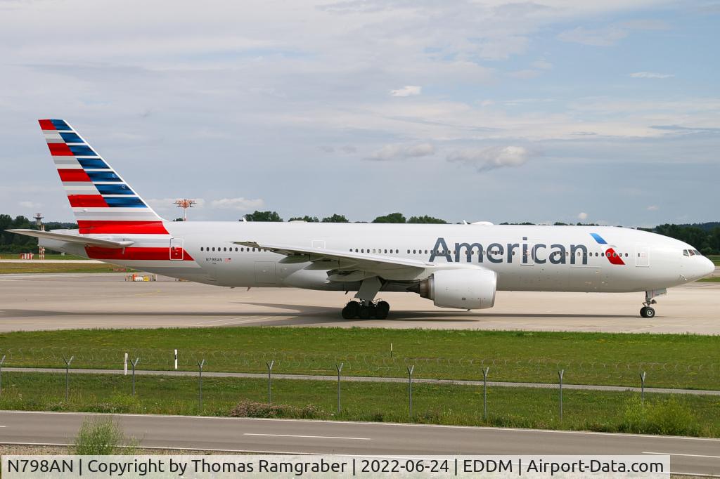 N798AN, 2001 Boeing 777-223 C/N 30797, American Airlines Boeing 777-200