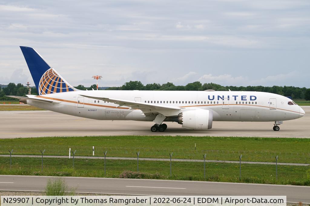 N29907, 2013 Boeing 787-8 Dreamliner C/N 34830, United Airlines Boeing 787-8 Dreamliner