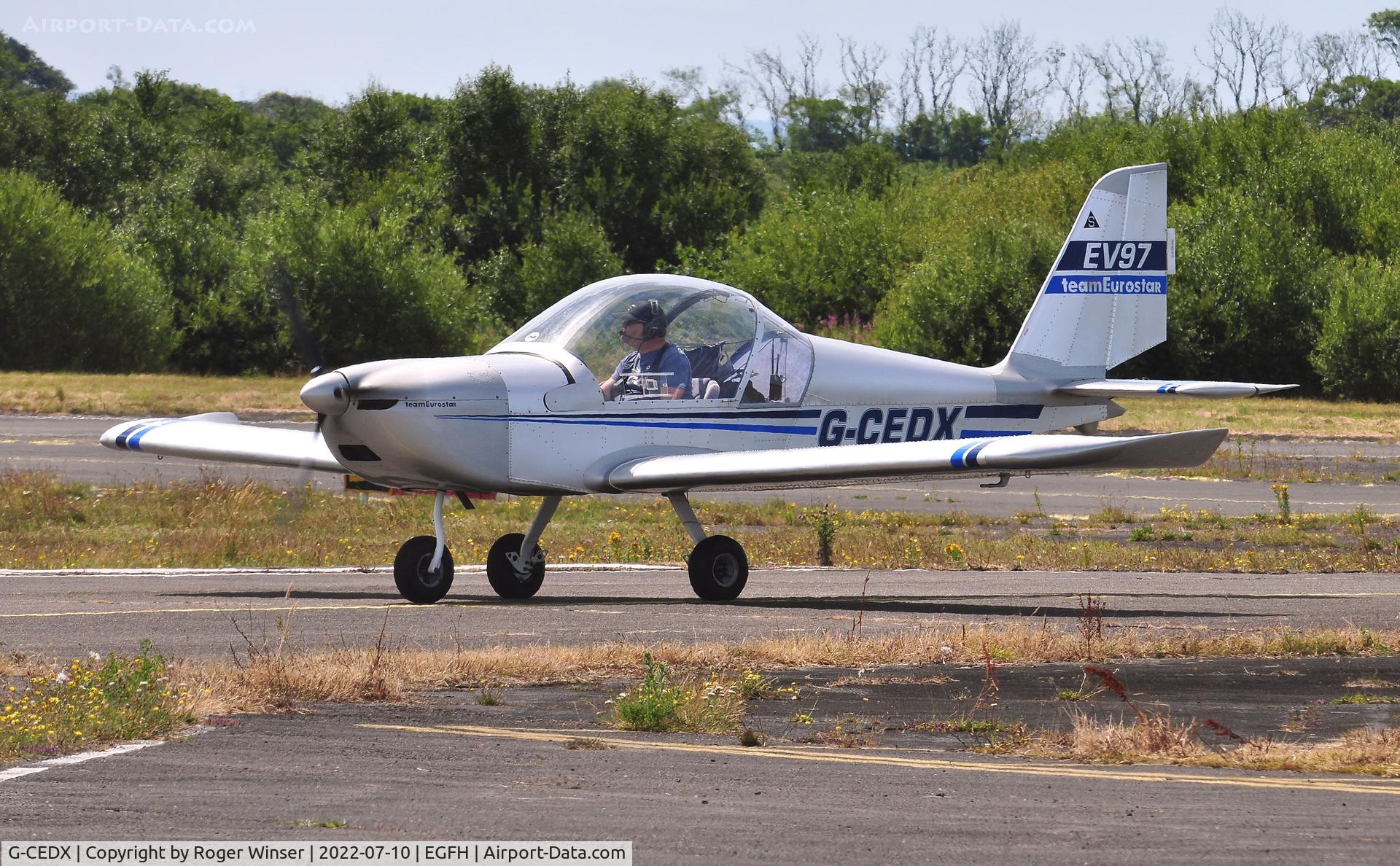 G-CEDX, 2006 Cosmik EV-97 TeamEurostar UK C/N 2827, Visiting EV-97.