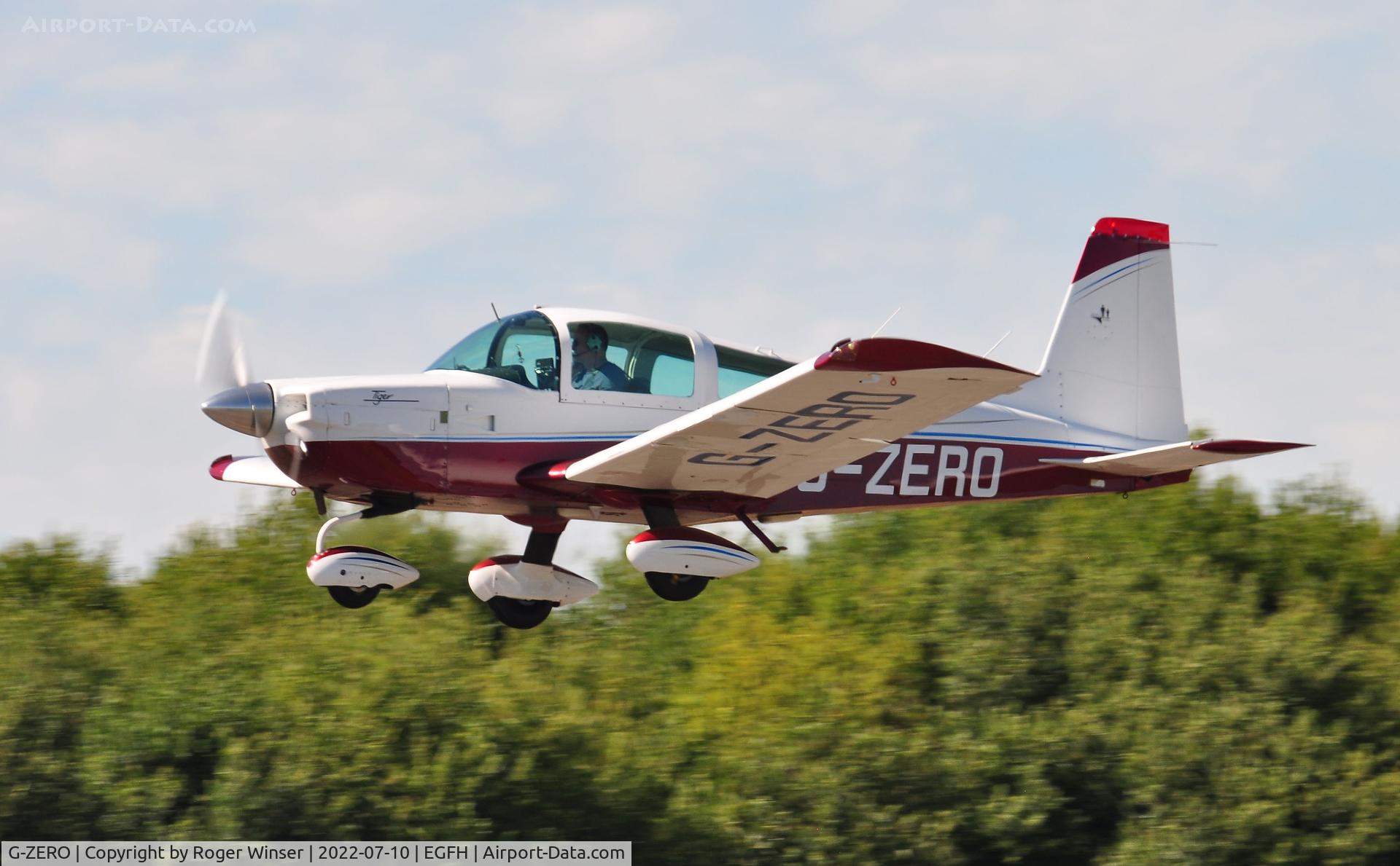 G-ZERO, 1975 Grumman American AA-5B Tiger C/N AA5B-0051, Visiting Tiger departing Runway 22.