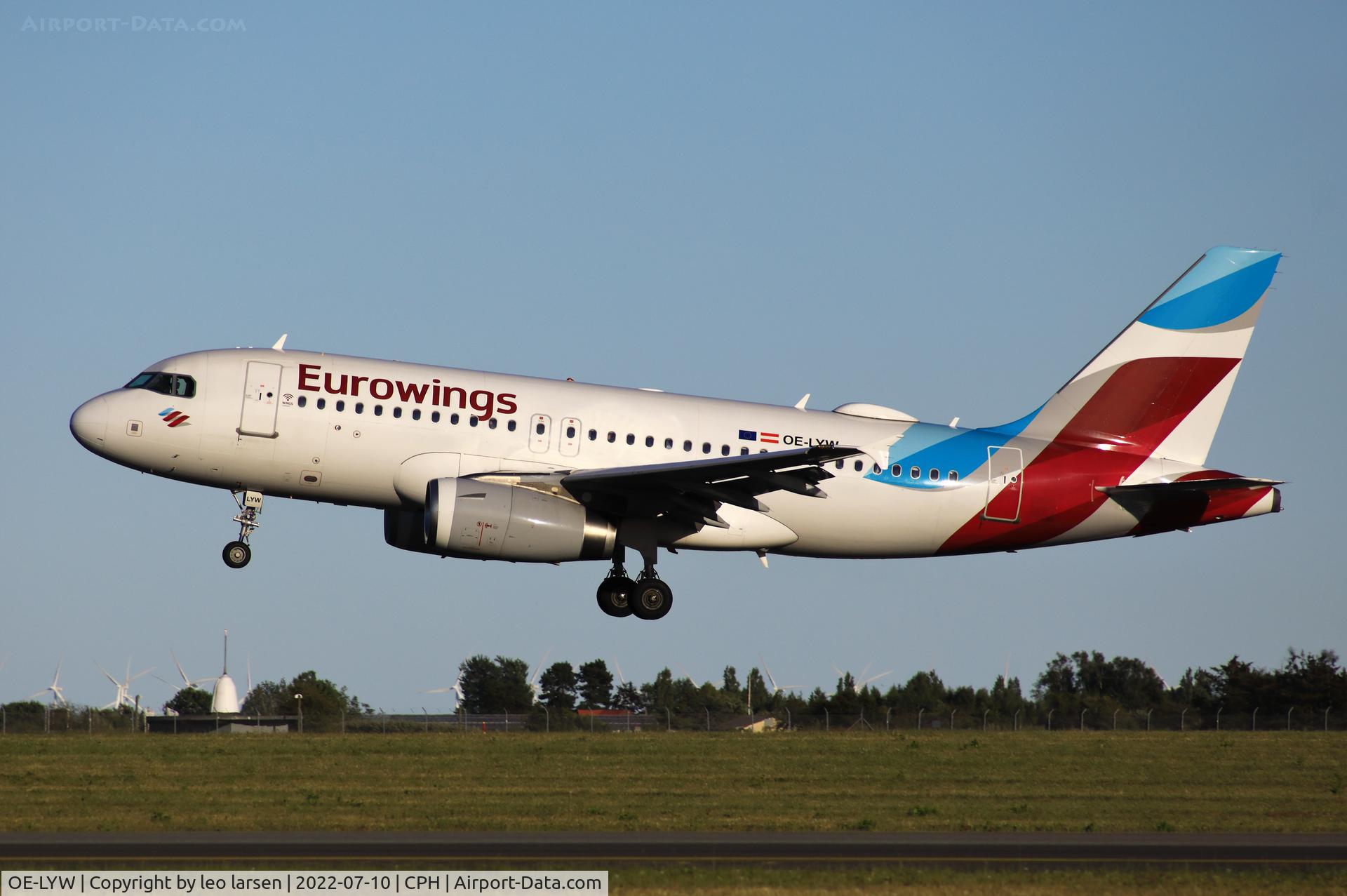 OE-LYW, 2012 Airbus A319-132 C/N 4998, Copenhagen 10.7.2022