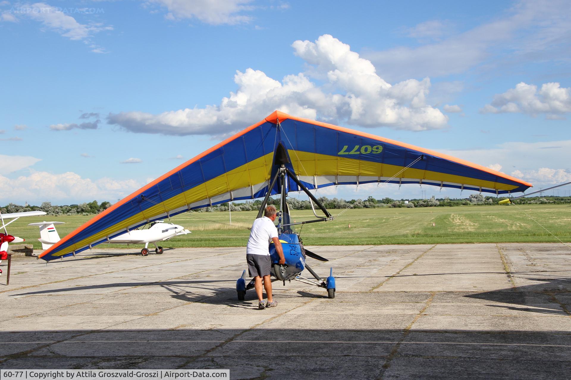 60-77, 2002 Halley Apollo C-17 Racer GT C/N 170902, Balatonfökajár Airfield, Hungary