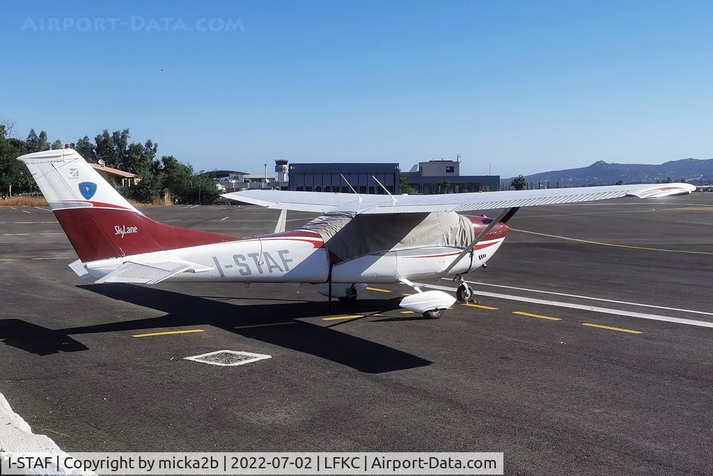 I-STAF, 1969 Cessna 182N Skylane C/N 18260209, Parked