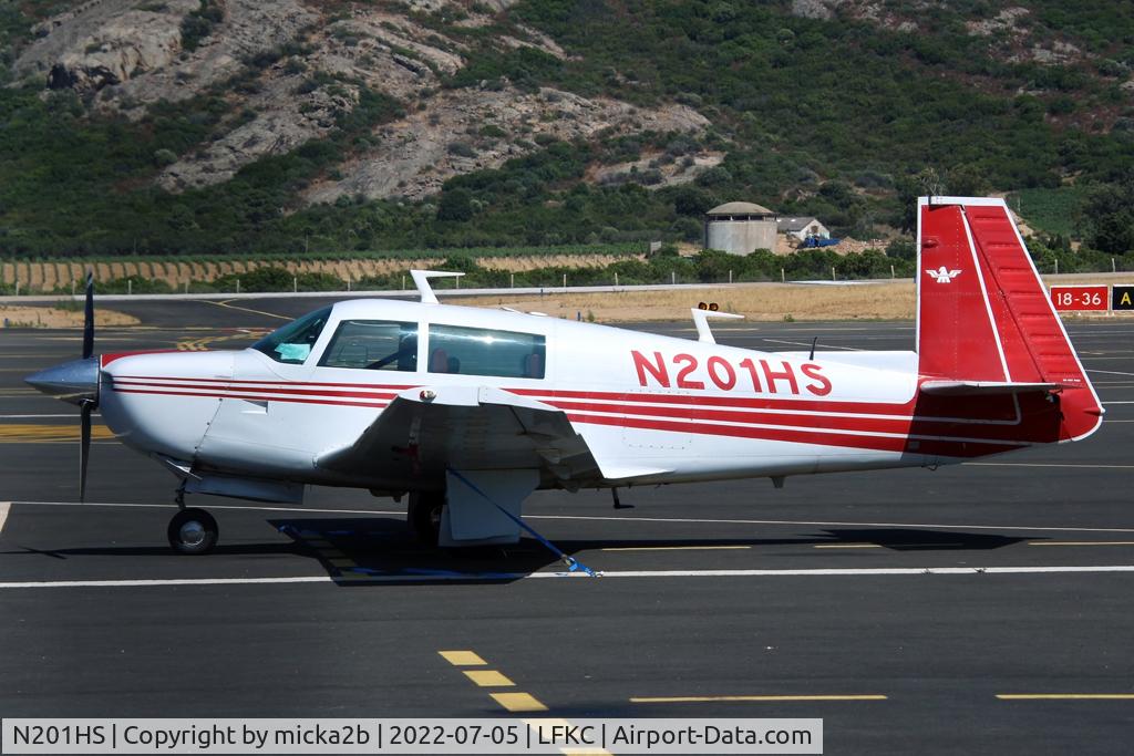 N201HS, 1977 Mooney M20J 201 C/N 24-0228, Parked