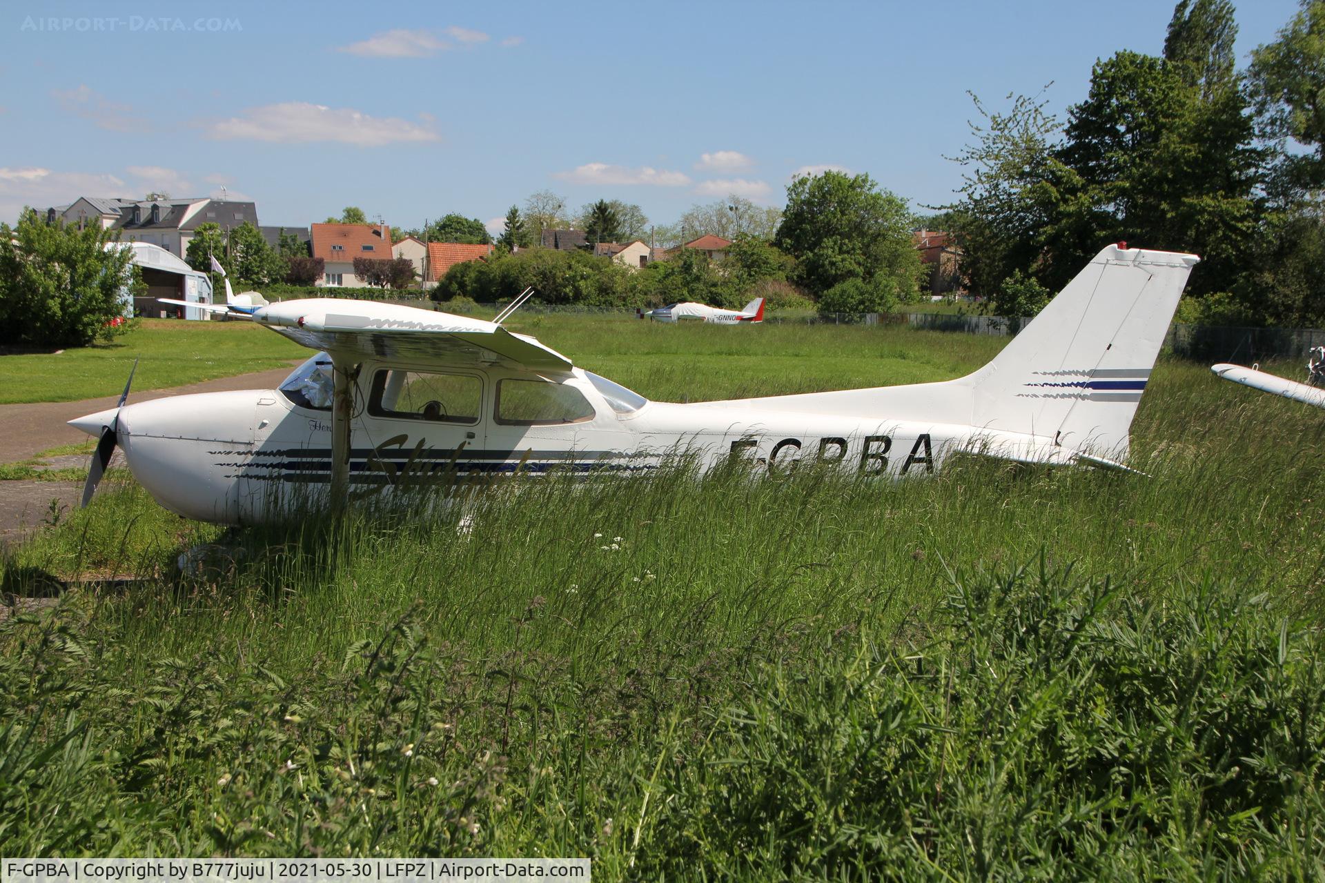 F-GPBA, , at Saint-Cyr